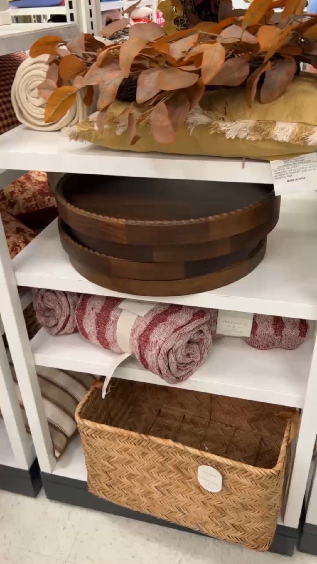 Loving this dark brown tray from target! So cute to set a vase or candle on top of it! 🙌🏼

Style tips - Home finds - Home decor 

#LTKHome #LTKSeasonal #LTKStyleTip