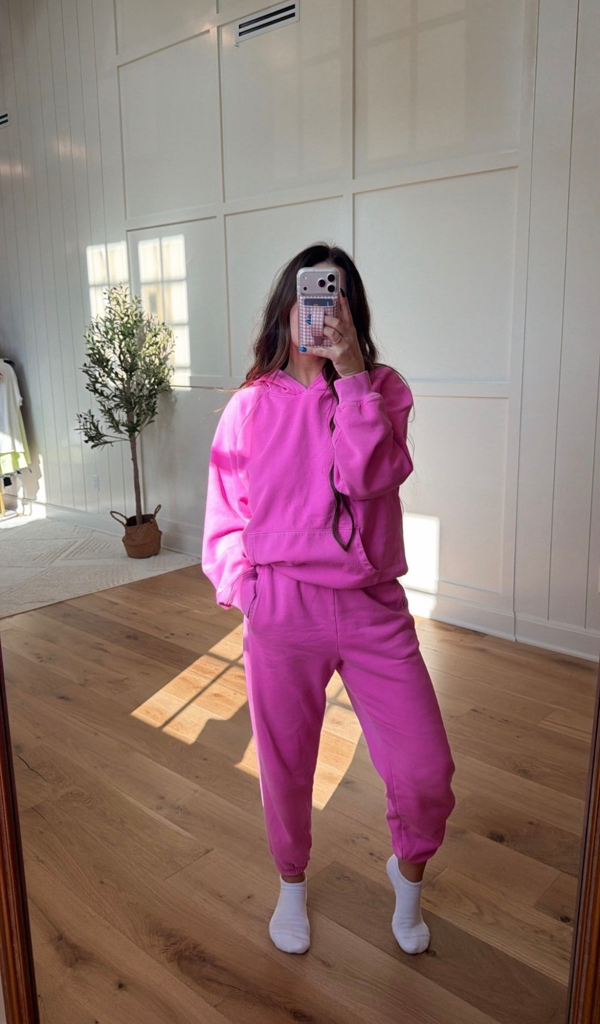 GAP 50% off tees, sweats, and pants!! This set has been my work from home uniform every weekend! It’s so comfy and so cute, get yours while it’s still in stock! 🩷

#LTKootd #LTKMothersDay #LTKmomlife