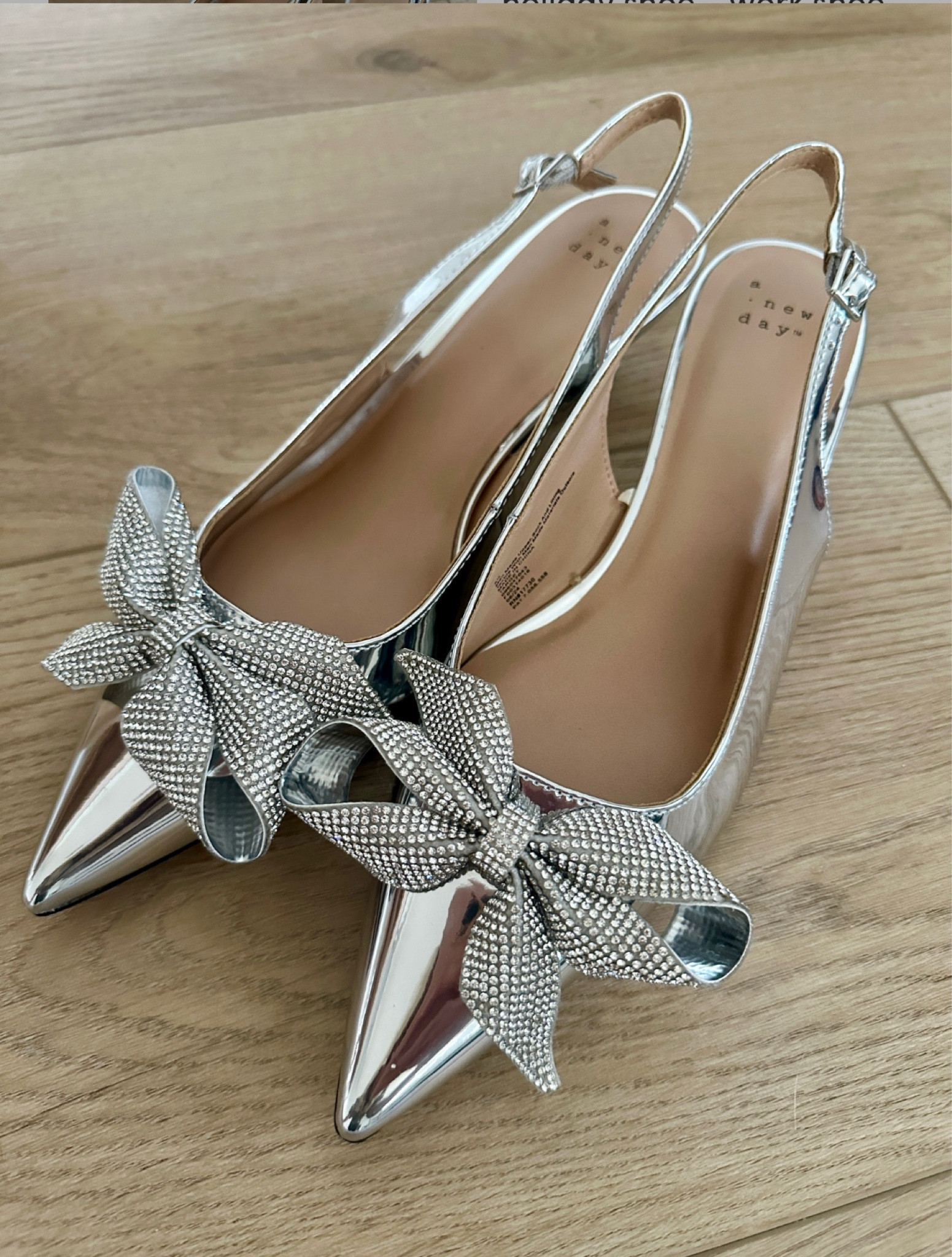 Kitten heel sling back - holiday shoe - work shoe - Christmas 

#LTKHoliday #LTKSeasonal #LTKShoeCrush