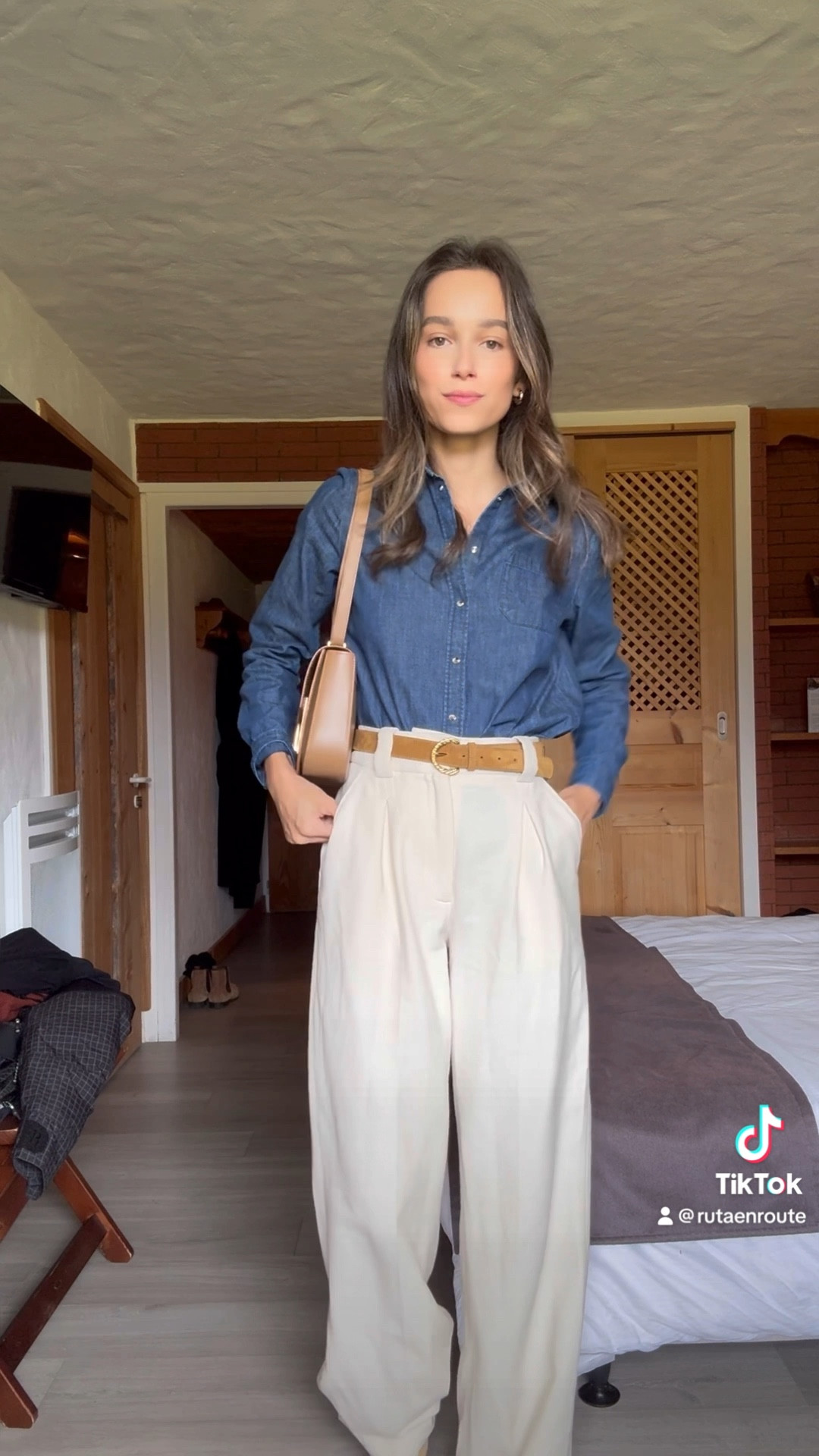 Favorite combo: denim & cream 🏔️✨

#LTKtravel #LTKSeasonal #LTKU