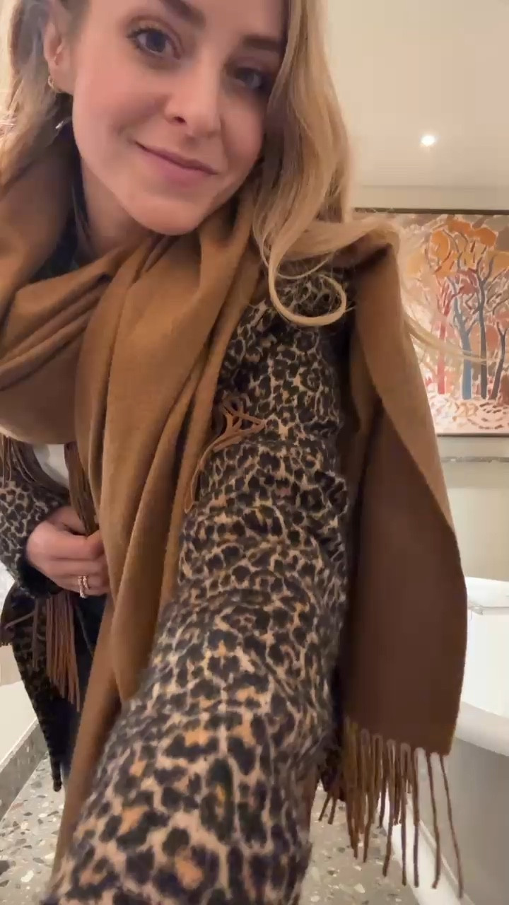 OOTD- Featuring the jacket of dreams 😍 



#LTKuk #LTKwinter #LTKgrwm