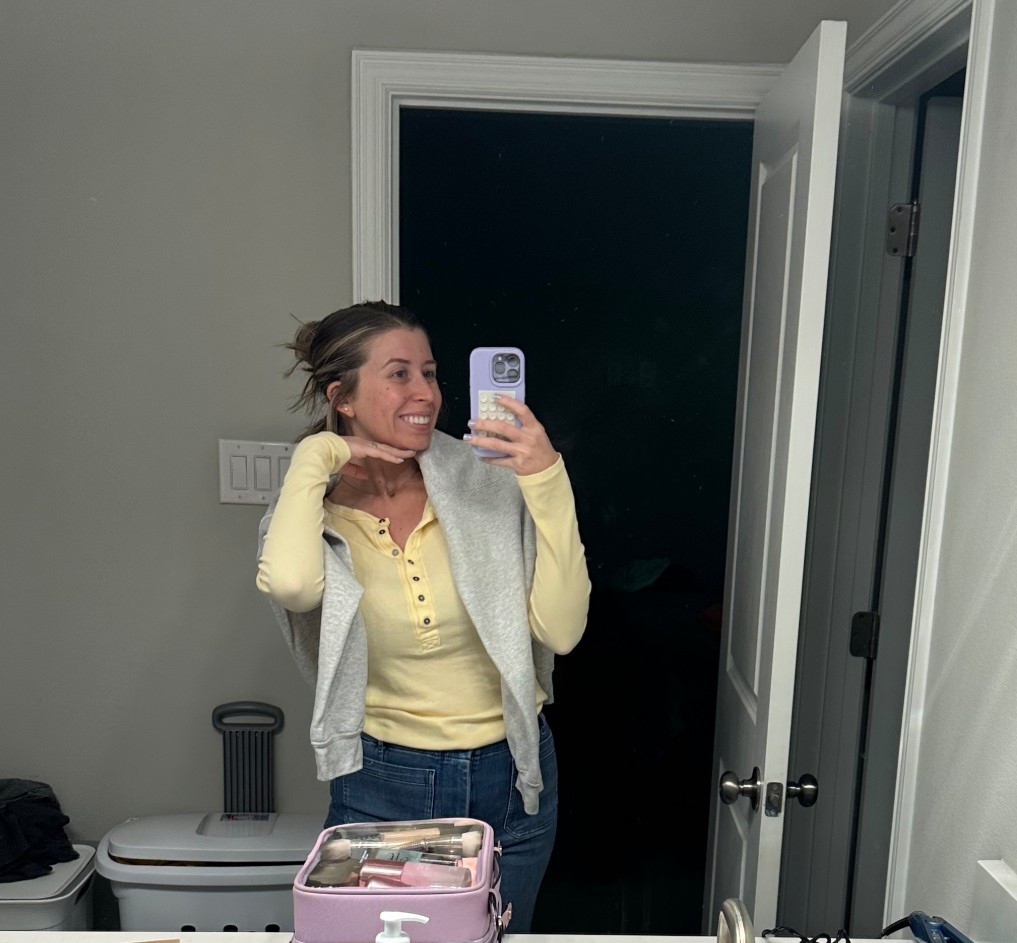Y’all when I tell you I have been LIVING in this long-sleeve shirt, it hasn’t even made it to my closet because as soon as it’s clean it’s just back on my body!!!! 💛⭐️🌻🌙🍯

#LTKdayinmylife #LTKgrwm #LTKootd
