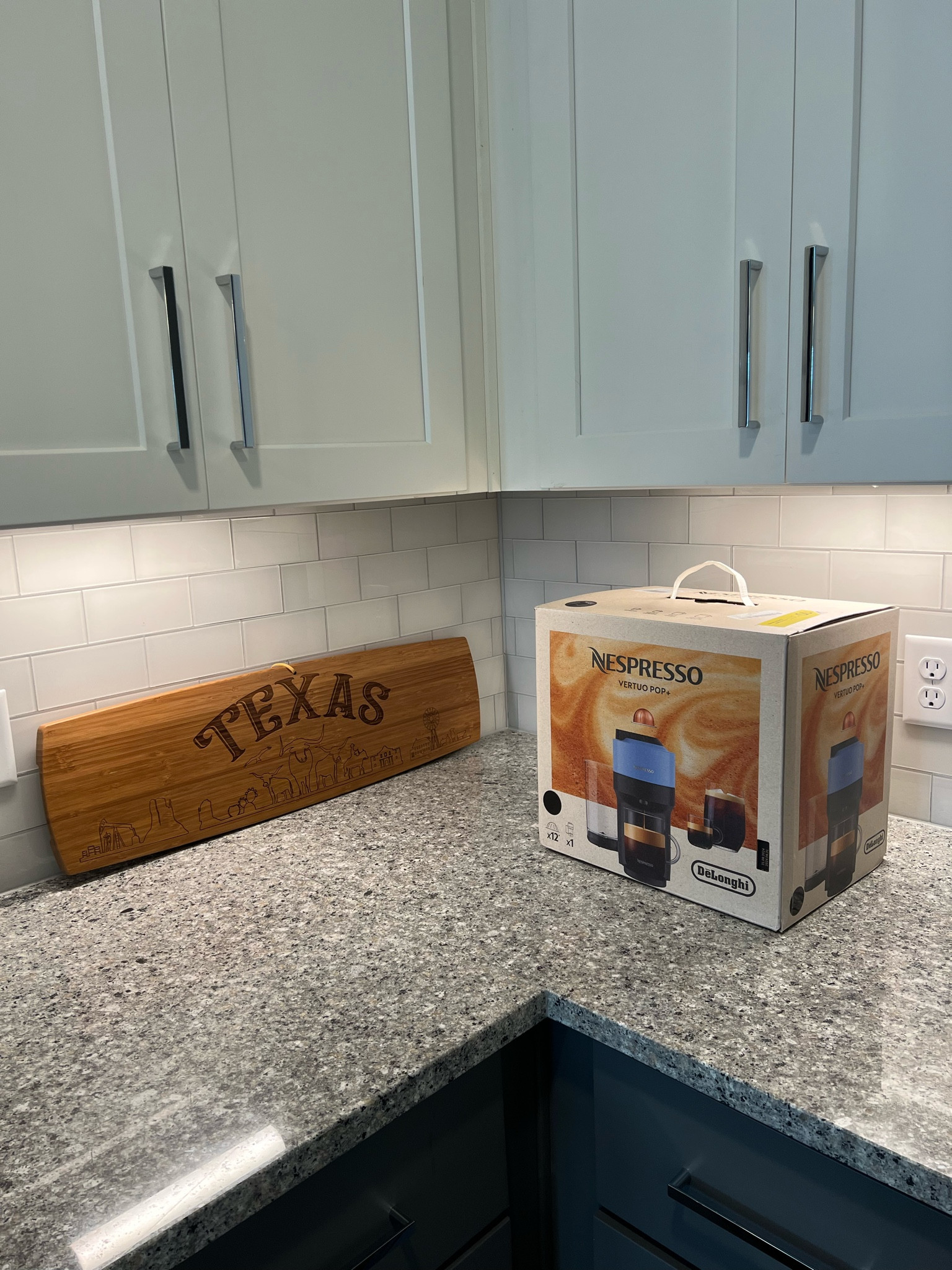 New home finds!🔗🏠 

In love with this charcuterie board & our favorite nespresso machine!☕️

#LTKhome #LTKfindsunder100