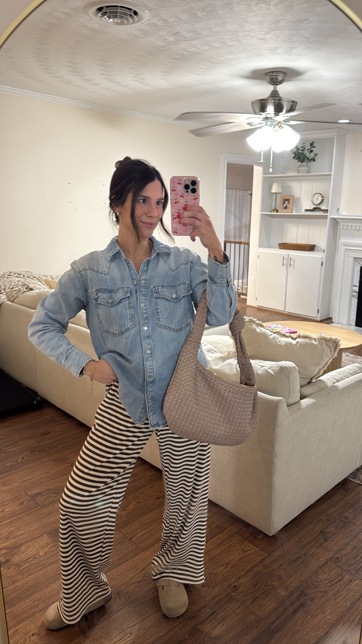 Size medium in top. Size medium in pants. 

#LTKootd #LTKdayinmylife #LTKgrwm