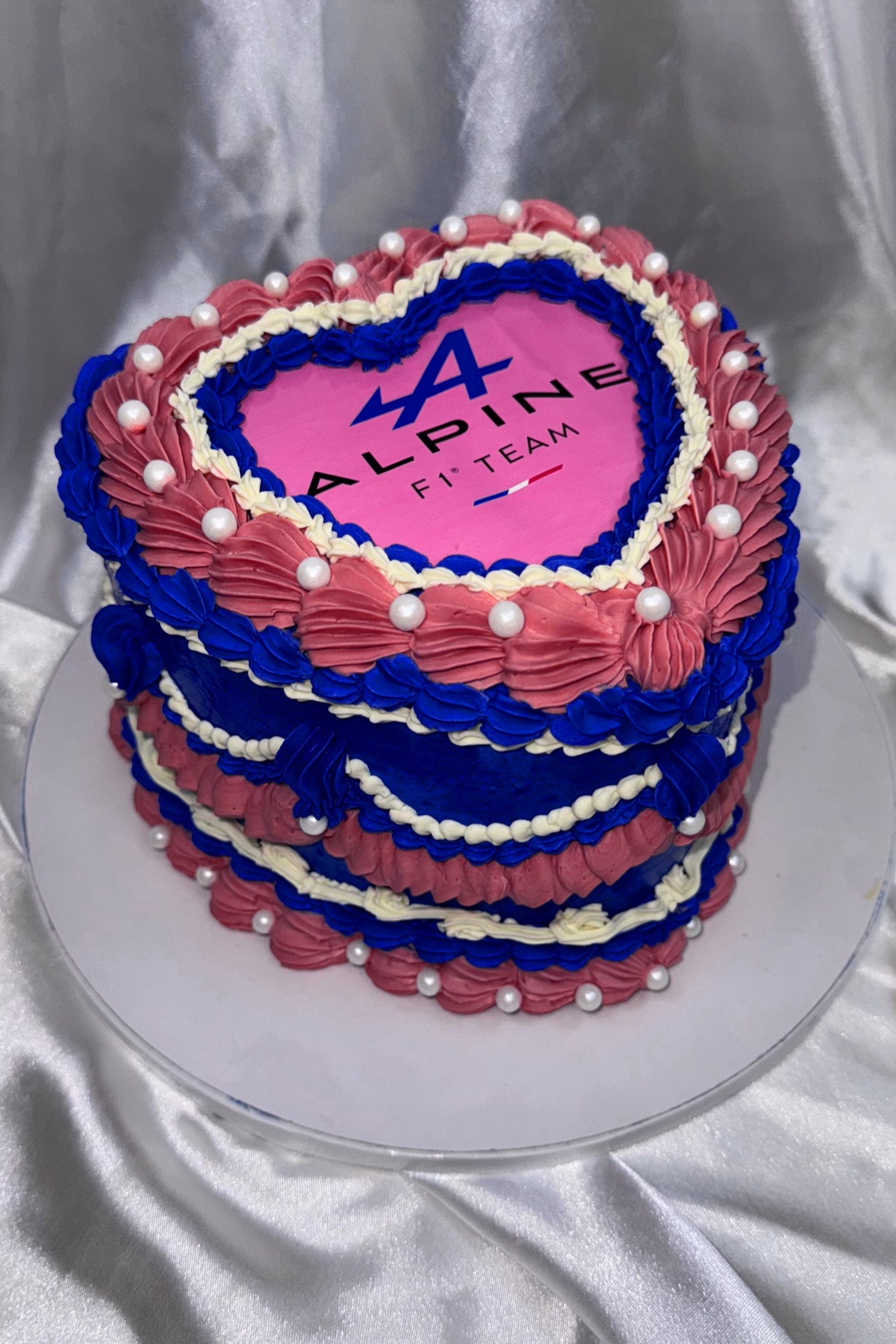 what if we girlypop Glinda-ified F1 Racing by embracing Alpine’s pink color?💗

#LTKSeasonal #LTKGiftGuide #LTKFindsUnder50