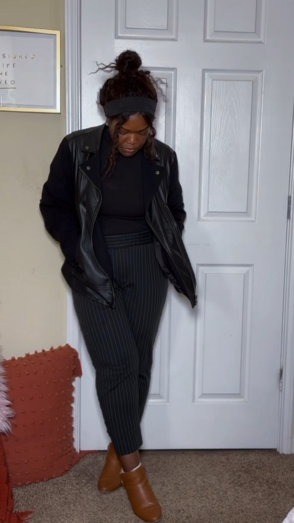 There’s something about wearing black that makes me feel my most powerful and confident at work. It's timeless, sleek, and always gives me that extra boost of authority. #PowerDressing #WorkwearEssentials #BlackOnBlack #workootd #allblack #businesscasual #inoffice #widelegpants #simplestyle

#LTKWorkwear #LTKStyleTip