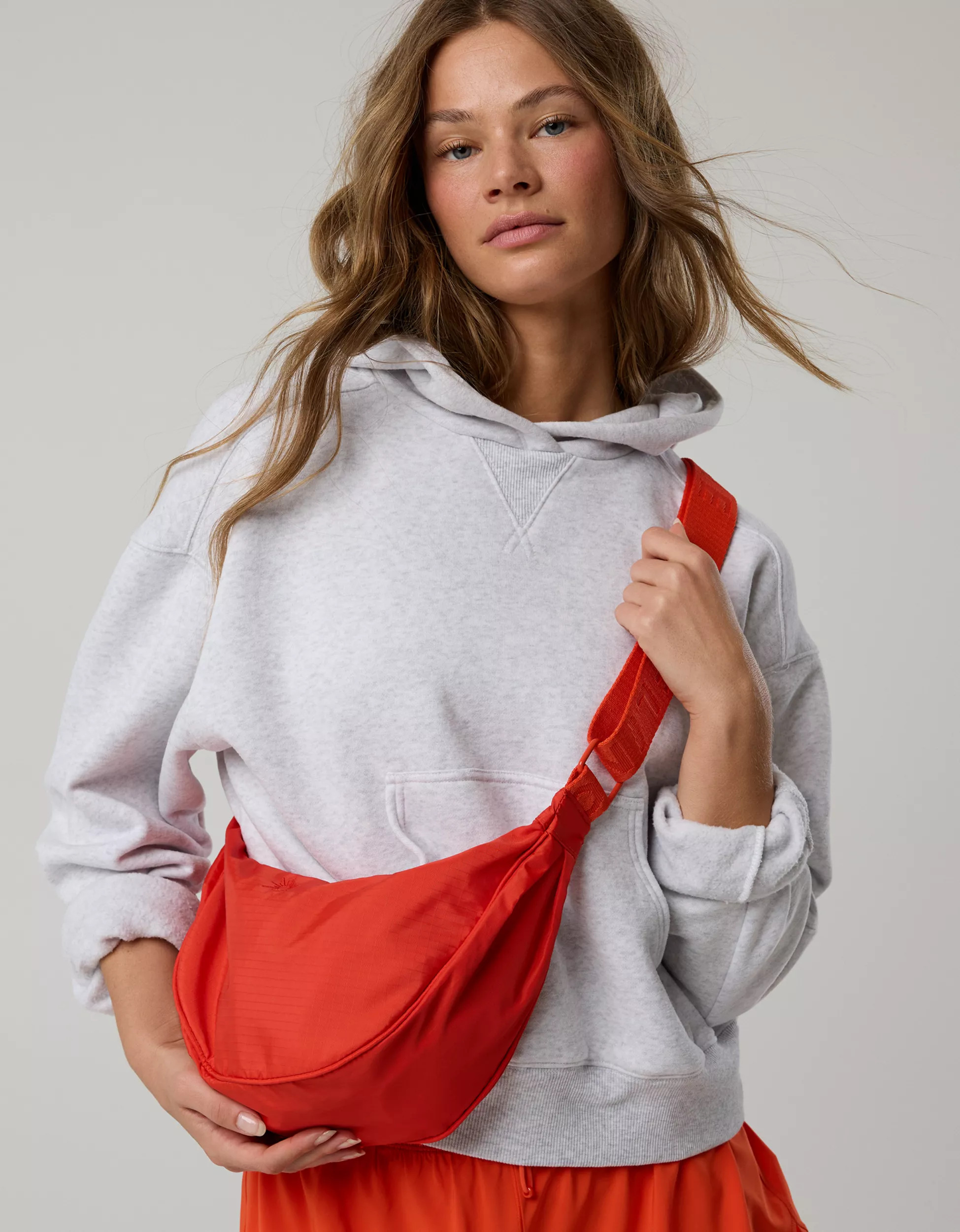 OFFLINE By Aerie Sporty Crescent Bag | Aerie