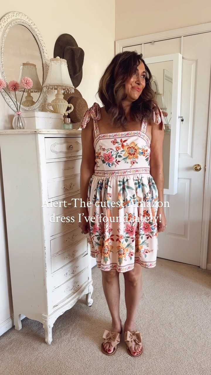 Floral toe shoulder boho mini dress!
Comes in so many fun prints and colors linked below! 
Runs tts

#LTKootd #LTKSeasonal #LTKOver40