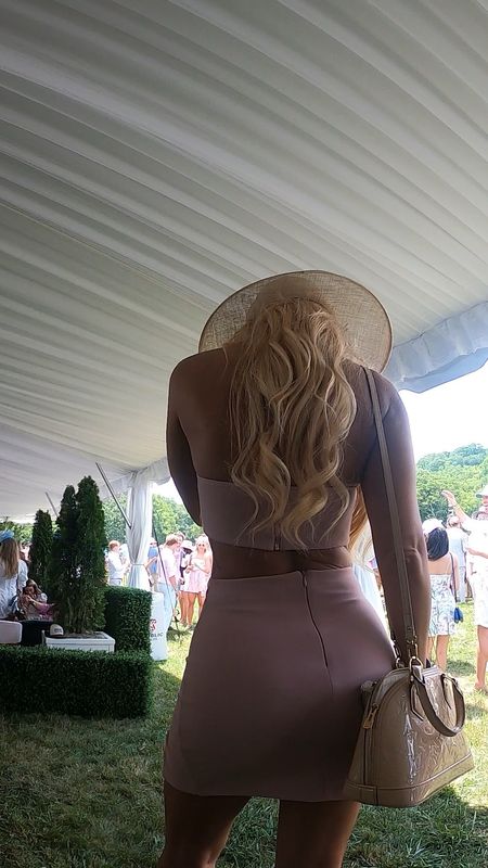 The cutest outfit at the Kentucky derby that year  

#LTKstyletip #LTKparties #LTKSeasonal