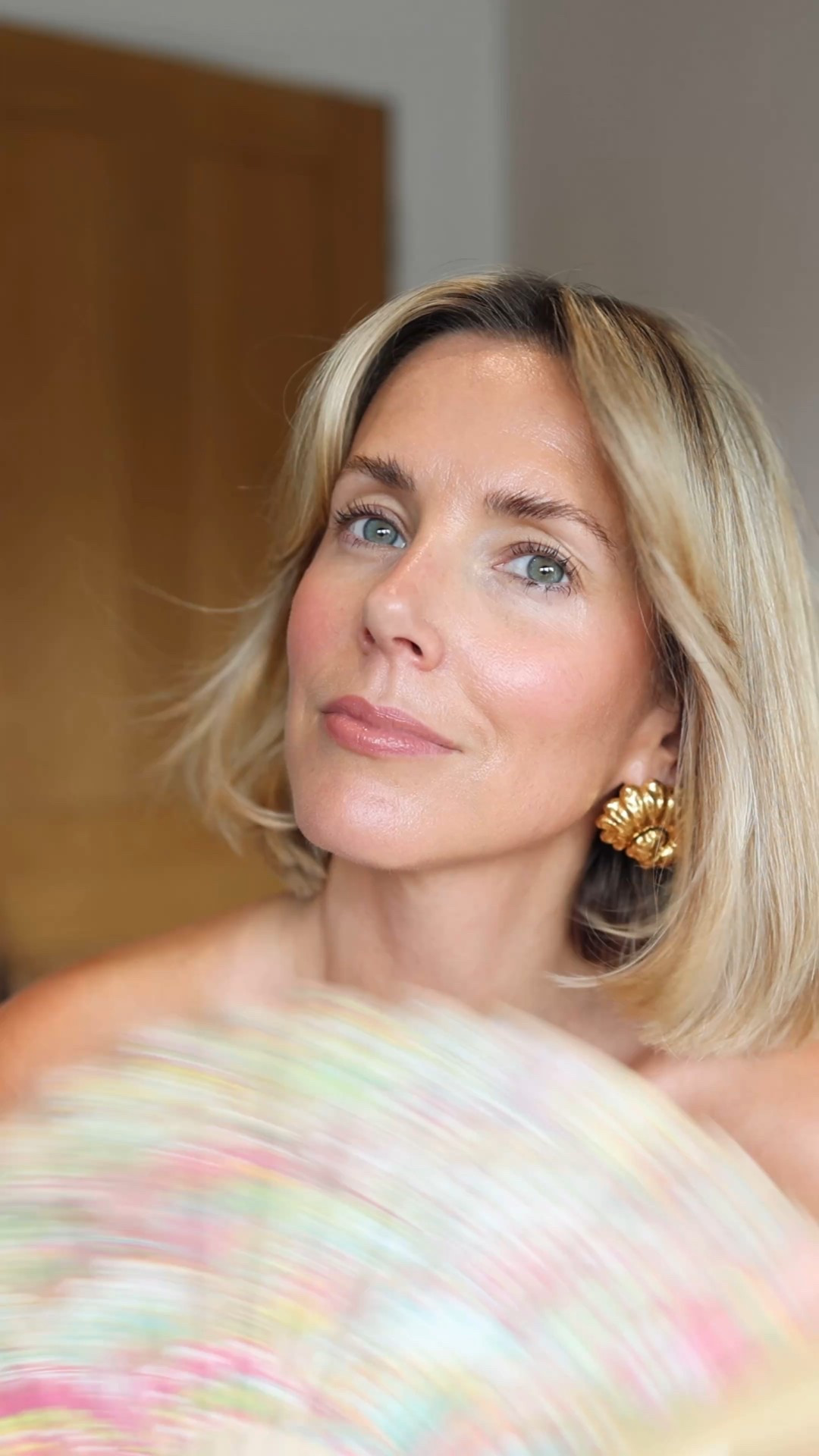 Clarins tinted moisturiser shade 05
Hourglass concealer shade sepia 
Westman contour
Beauty pie blush shade peche soie 


Heatwave makeup
Holiday makeup
Summer makeup 

#LTKsummer #LTKuk #LTKeurope