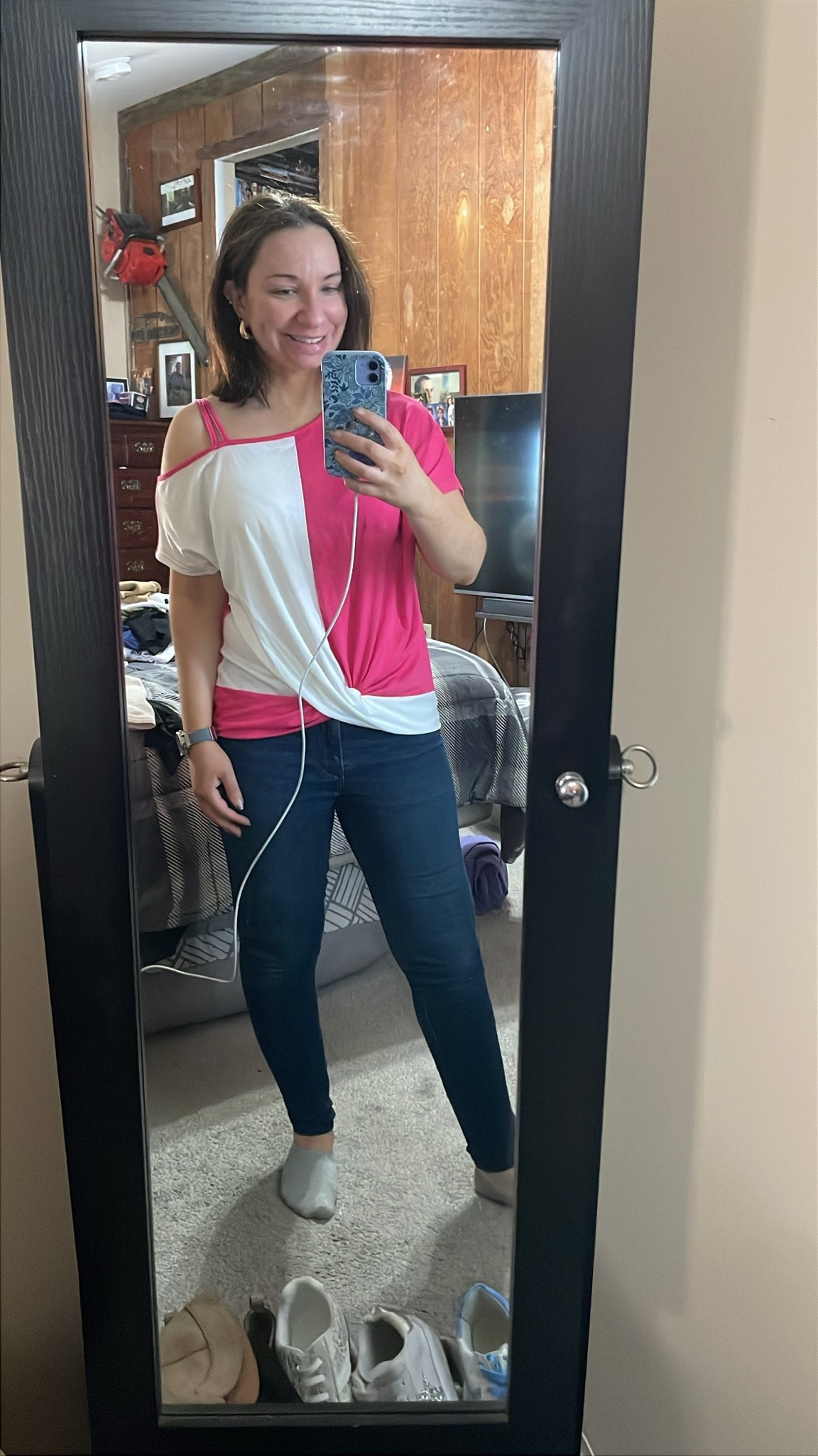 New
Poshmark listing - size small blouse

#LTKootd #LTKSaleAlert #LTKPetite