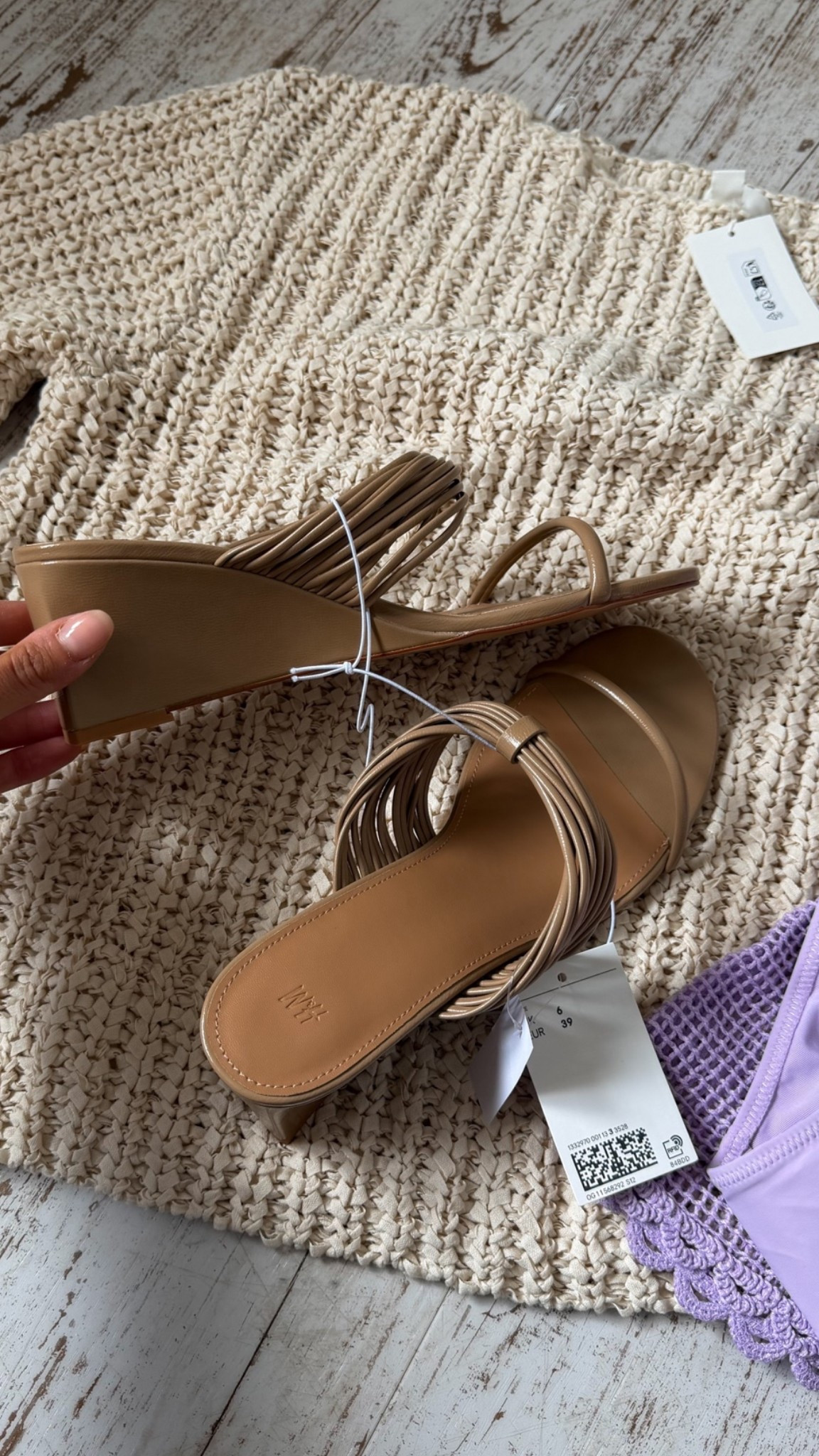 New H&M wedges!

#LTKsummer #LTKstyletip #LTKuk