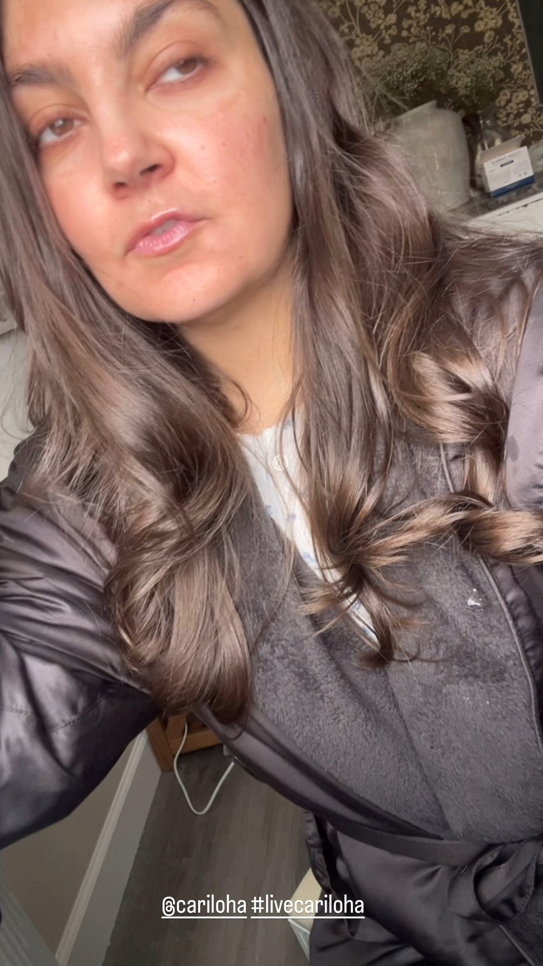 Boujee spa robe. Wearing a s/m @cariloha #livecariloha #ad