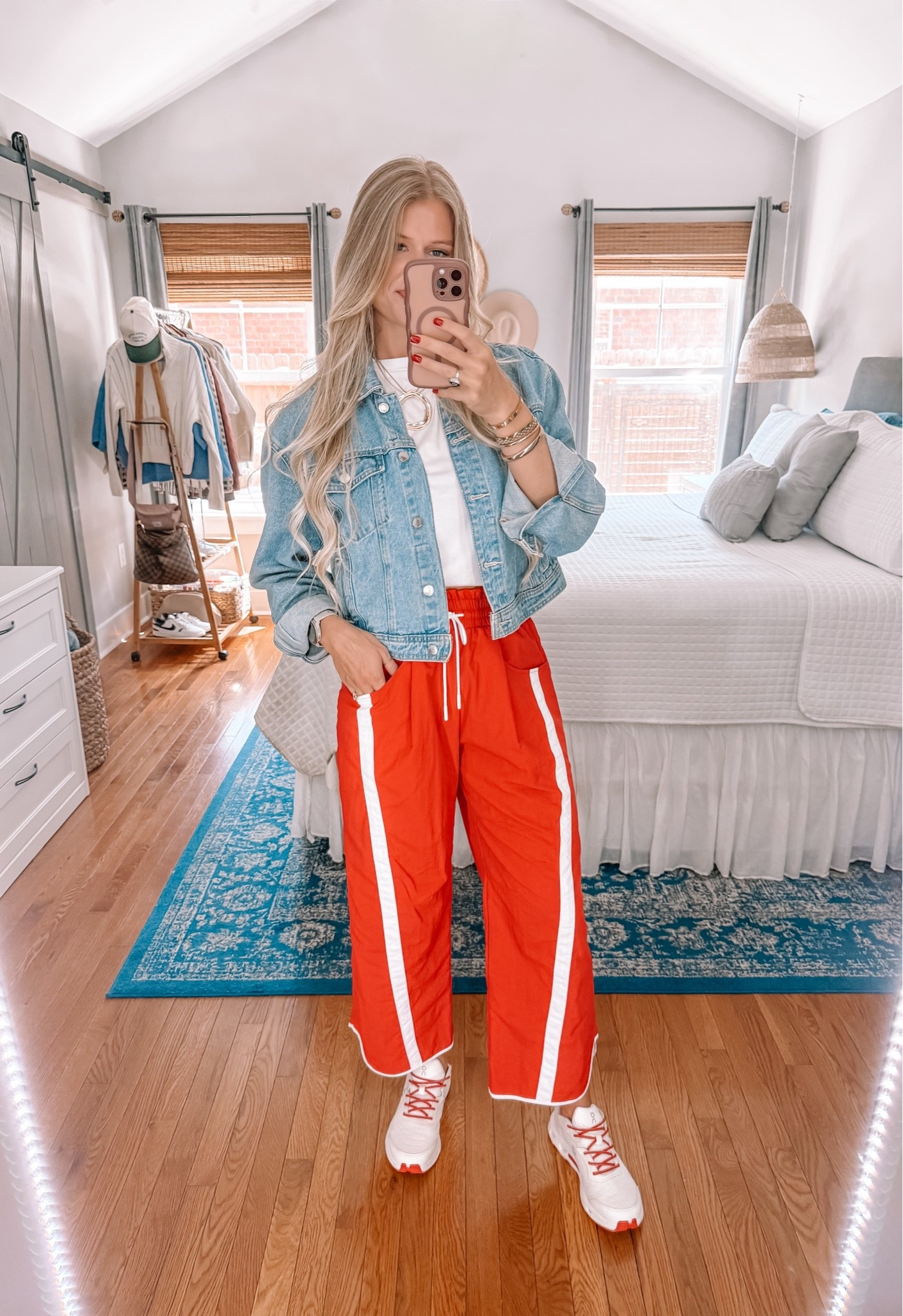 Let’s ditch those leggings! I seriously cannot recommend these pants enough - hence why I own them in three colors 😂

Wearing size small!

#casualoutfitideas #casualoutfits #mommusthaves

#LTKmomlife #LTKTall #LTKSaleAlert