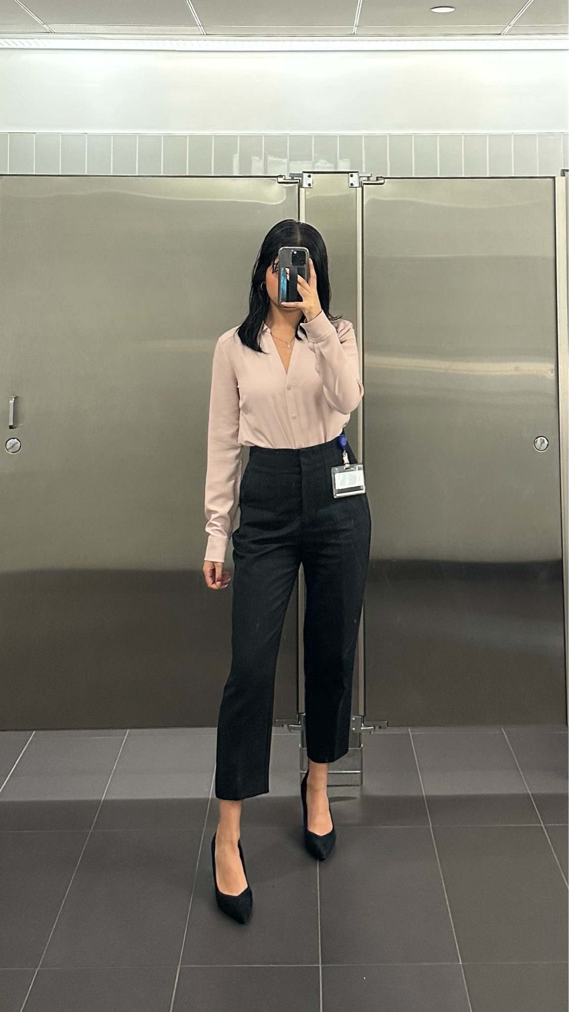 business casual outfit | pink button down, straight leg cropped pants (zara 1608/832), black block heels

#LTKstyletip #LTKworkwear