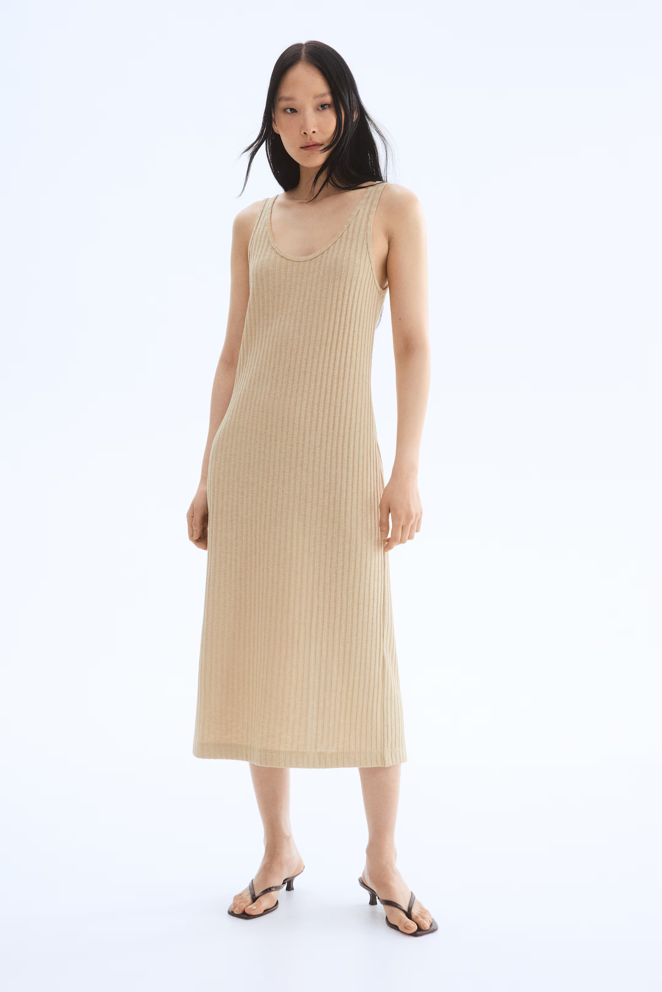 Rib-knit dress | H&M (UK, MY, IN, SG, PH, TW, HK)