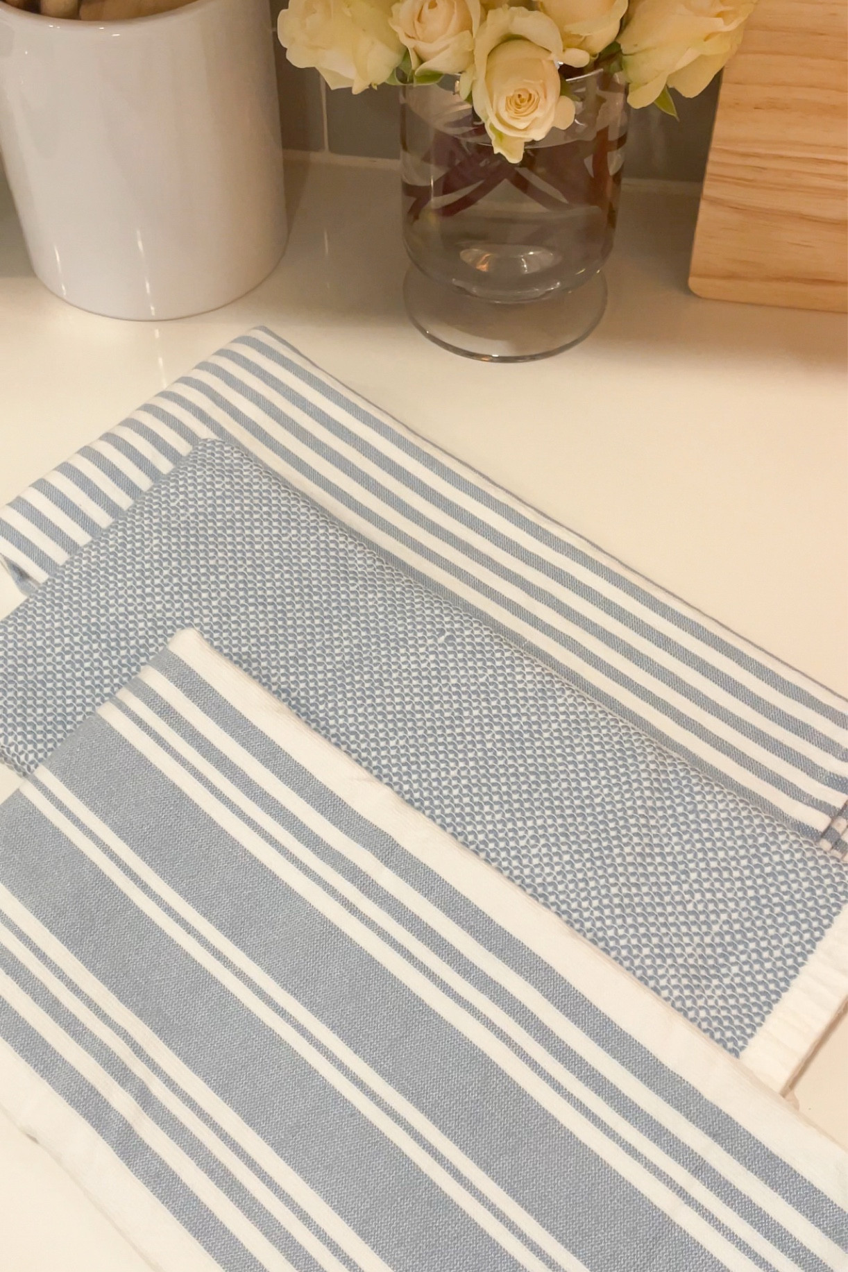 Walmart finds / kitchen towels 

#LTKHome