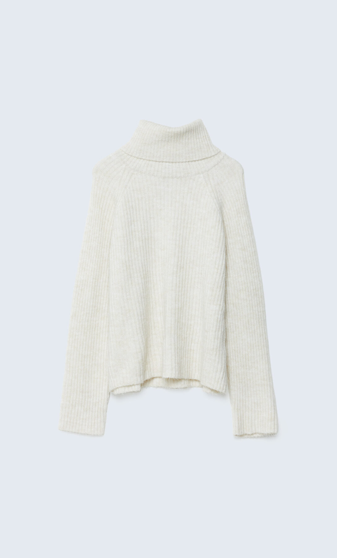 Ribbed knit turtleneck sweater - Women's fashion | Stradivarius United Kingdom | Stradivarius (UK)