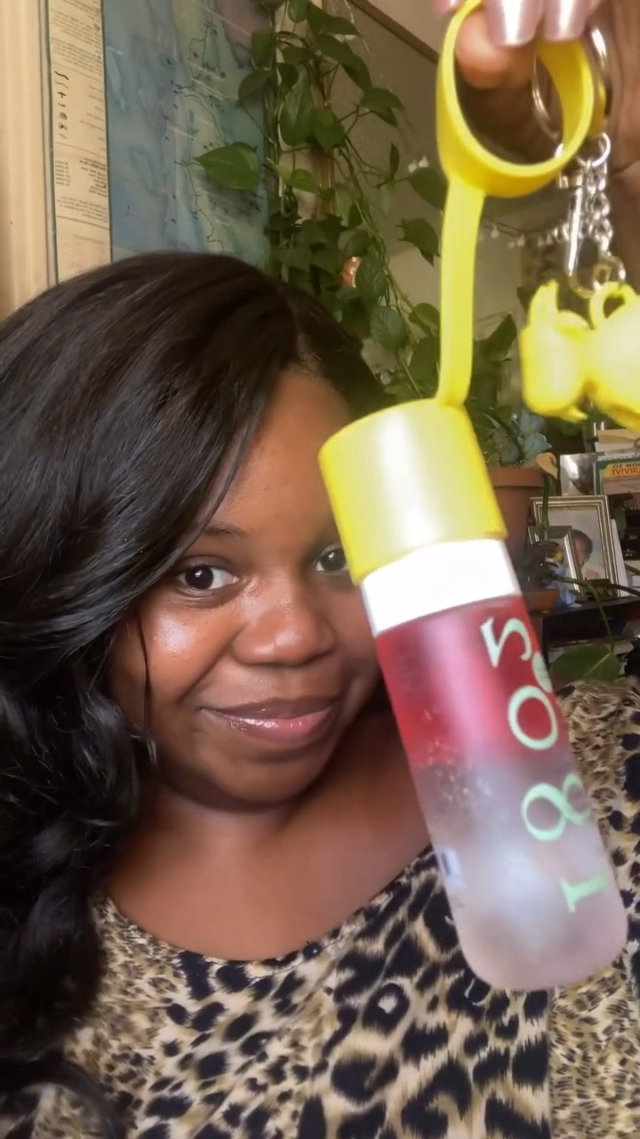 A treat for your skin—pistachio and cherry with goat milk, for nourishment that lasts.
 Remember,  can save 20% on your own Milk Shake Body Mist by using my code. 
Use this code “saucyypreciouss20 “for your special discount 👀

#KindnessKrew #MilkShakeBody #sensitiveskin  @Beekman1802 and @ultabeauty