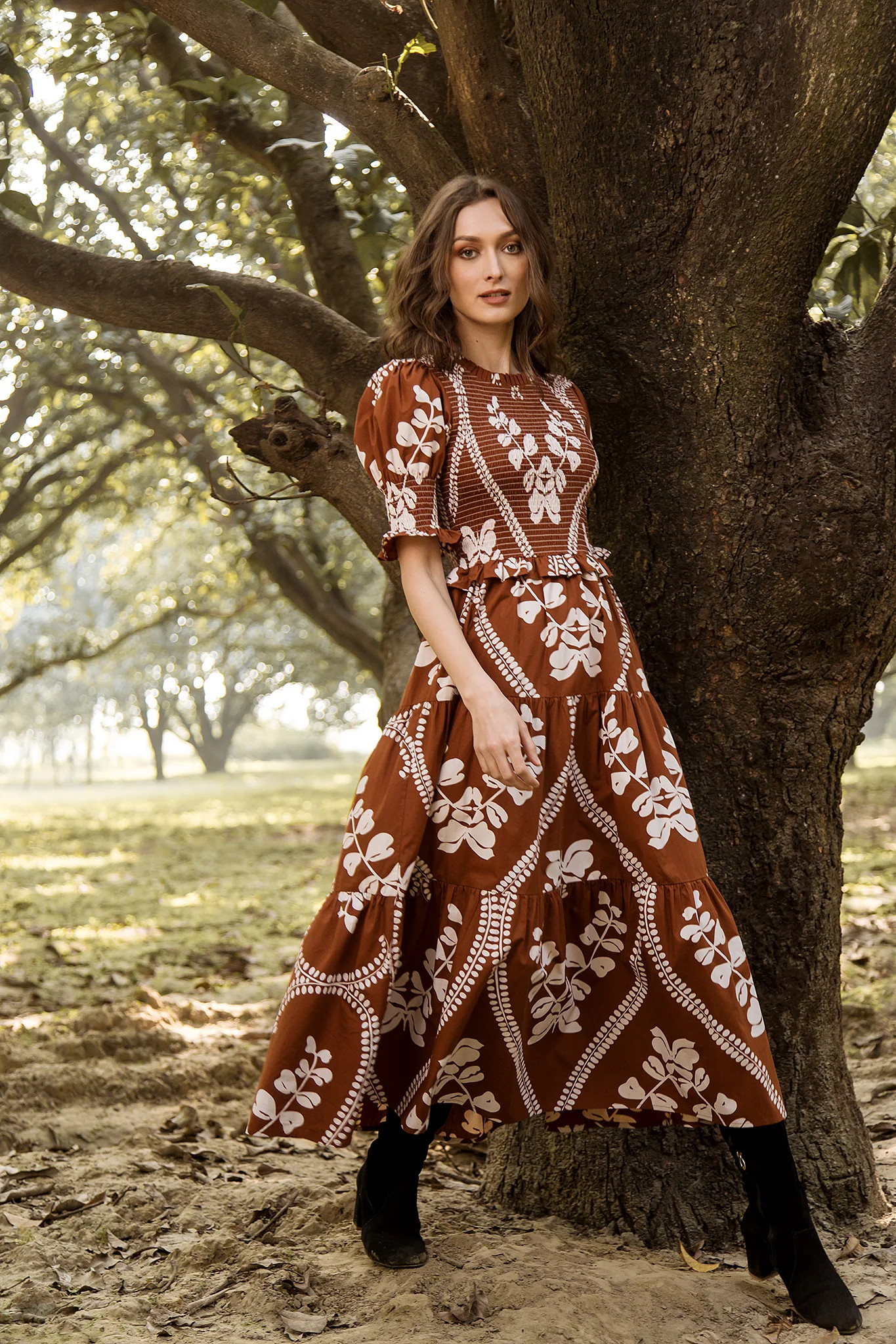 1687 klara - heart (brown) | Beyond By Vera