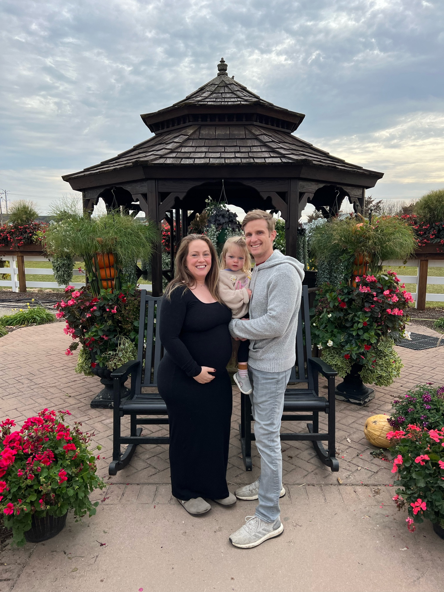 Bodycon dresses for the win! It’s from Amazon so I linked similar until my Amazon is connected!

#LTKBump #LTKMidsize