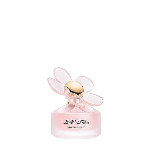 Marc Jacobs Daisy Love Eau So Sweet Eau de Toilette – Floral Women's Perfume – With Notes of ... | Amazon (US)