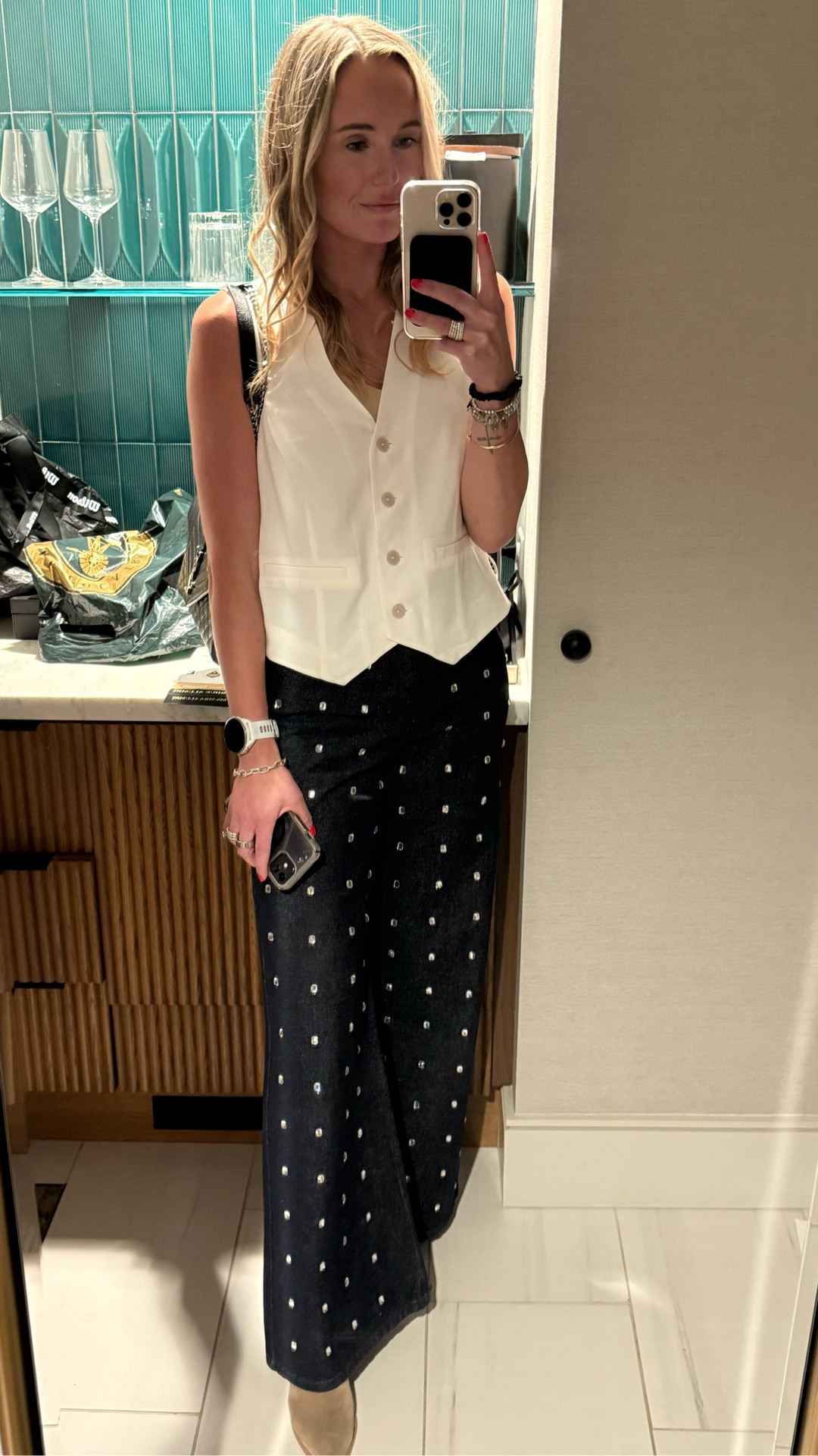 These are an instant add to cart! Wearing the size 2!