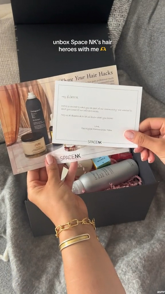 trying my hand at some asmr with Space NK‘s hair heroes - just what my hair needs after lots of sea, salt + sun in ibiza 🫶

featuring: 
☁️ Olaplex no.4 and no.5 bond maintenance shampoo and conditioner 
☁️ Bridgeo don’t despair, repair stengthening treatment hair oil 
☁️ Ceremonia aceite de moska scalp oil 
☁️ JVN Hair compelte instant recovery serum (this is the prettiest packaging i’ve ever seen, but what else would yoi expect from JVN)
☁️ Living Proof perfect hair day dry shampoo - this smells absolutely incredible and i might even just use this as hair perfume 😂


🏷🏷🏷

#olaplex #olaplexno4 #olaplexno5 #olaplexshampooandconditioner #olaplexshampoo #olaplexconditioner #jvnhair #livingproofinc #livingproofdryshampoo #livingproof #briogeo #briogeobabe #ceremonia #ceremoniaaceitedemoska #spacenk #spacenkhaul #asmr #asmrbeauty #asmrhair 

#LTKbeauty