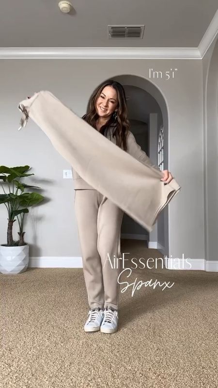 You want to wear some of the most comfortable athleisure wear? The AirEssentials collection from Spanx is AMAZING!! 

spanx | air essentials | athleisure wear | spanx fashion | jumpsuit | wide leg pants | cropped tank | spring style 

#LTKshoecrush #LTKstyletip