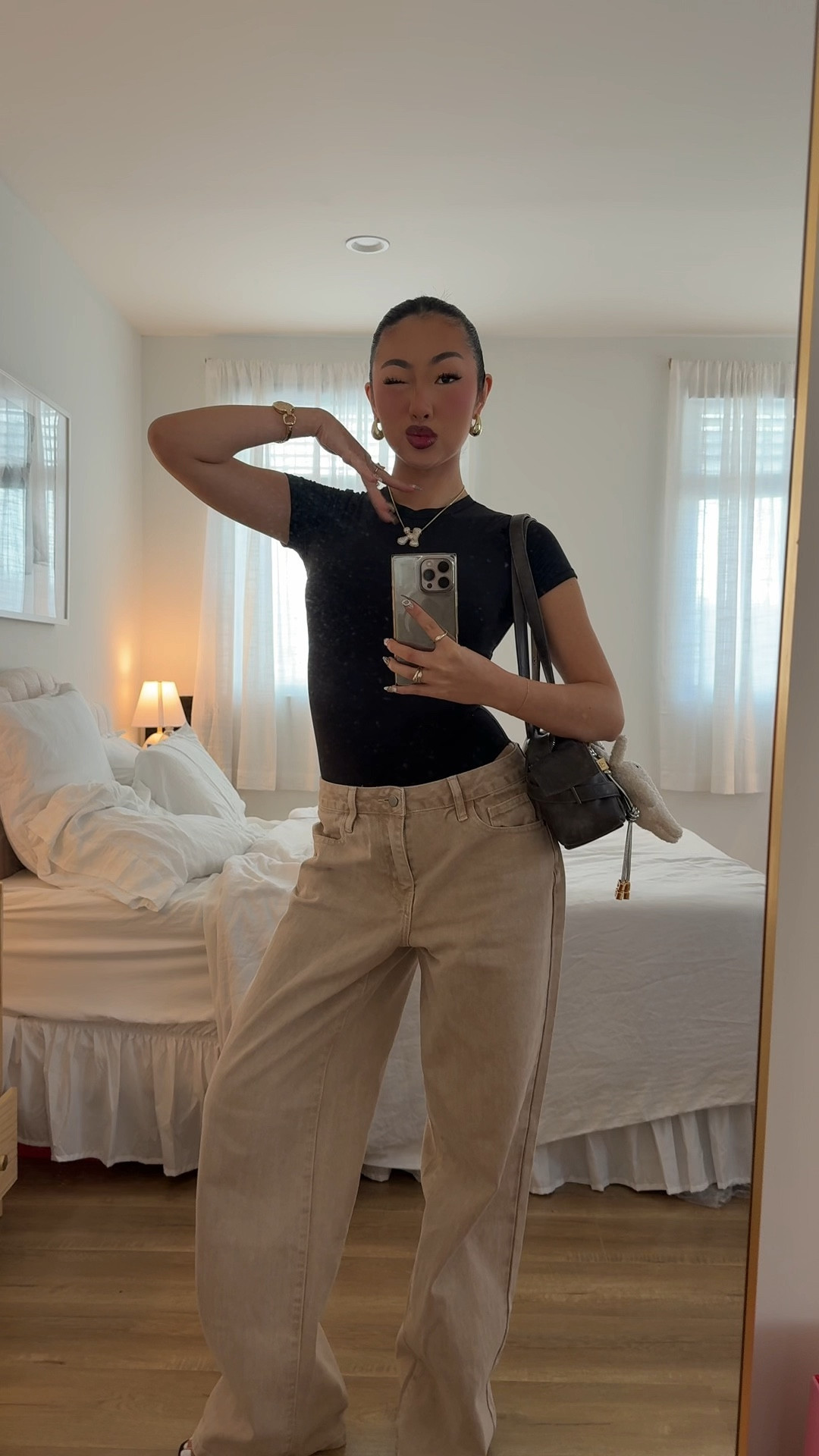 outfit uniform whenever idk what to wear 🤍