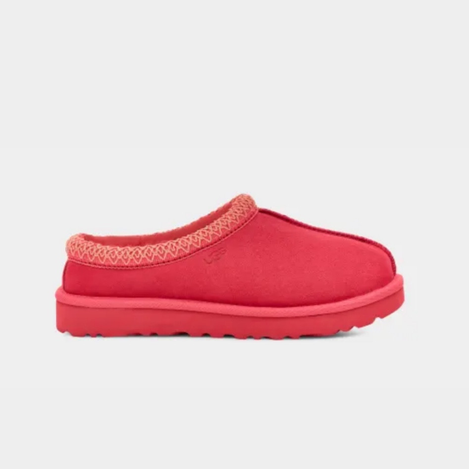 It’s giving Barbie and gorgeous 🩷