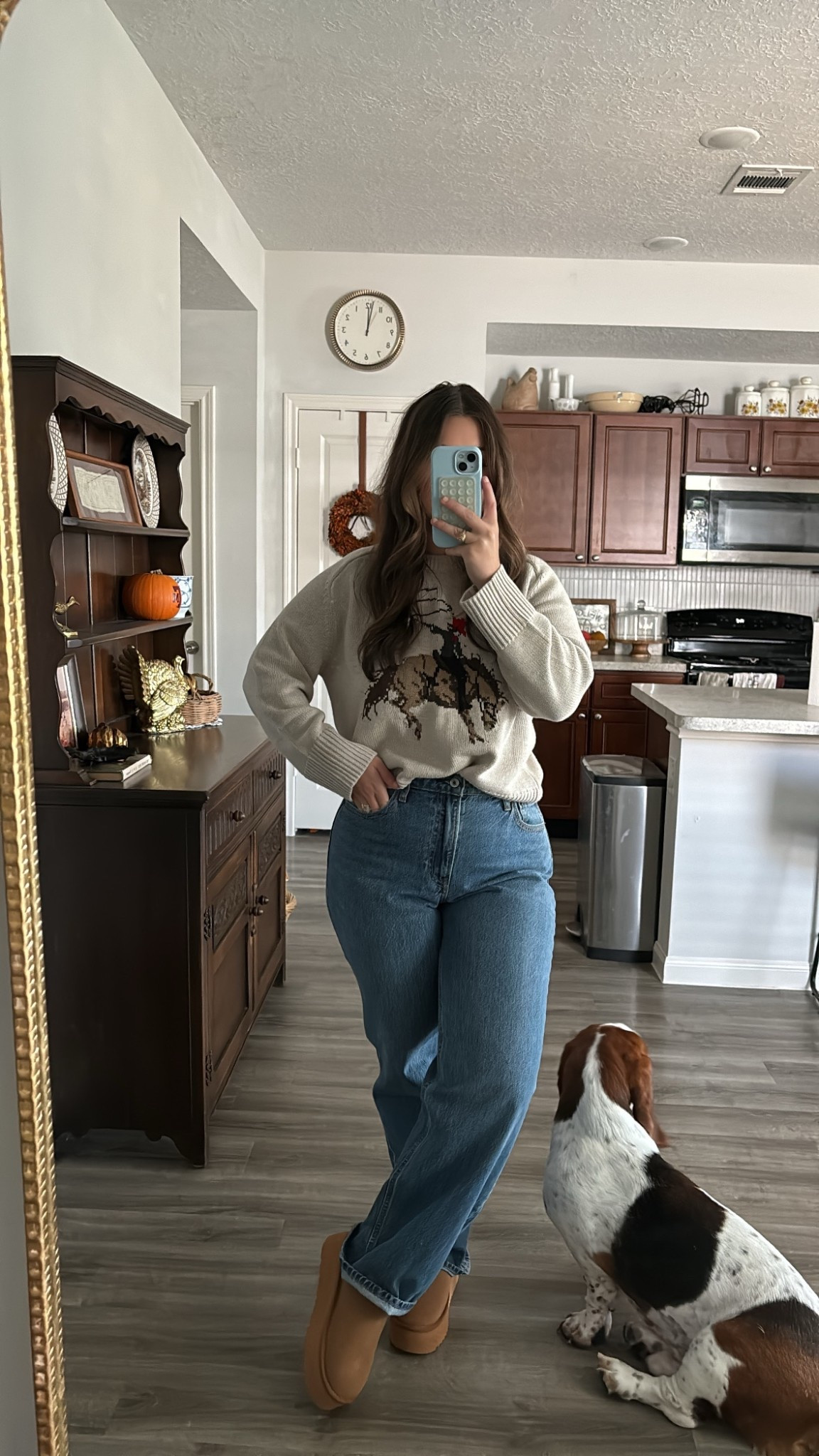 the perfect cozy fall OOTD 🍂

these boots are on sale— go buy now! 

wearing medium in top, 28 regular in jeans (I ended up exchanging for one size down), and the boots fit true to size. 

🏷️ fall fashion, western fashion, western style, ugg mini 


#LTKSeasonal #LTKFindsUnder100 #LTKSaleAlert
