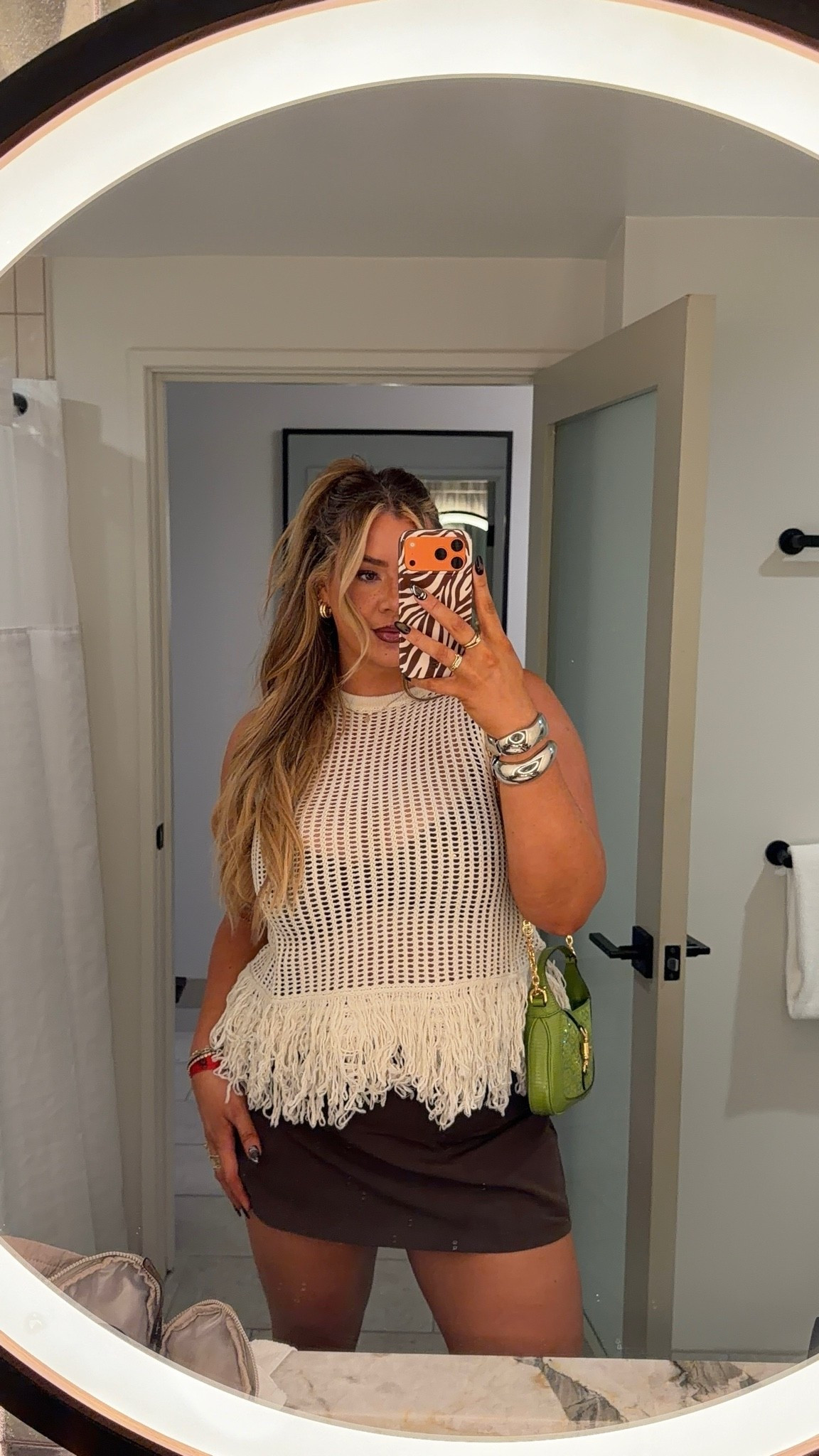 ready for gno 🥂✨ wearing a large in this top & an xxl in this skirt

#LTKMidsize #LTKTall #LTKootd