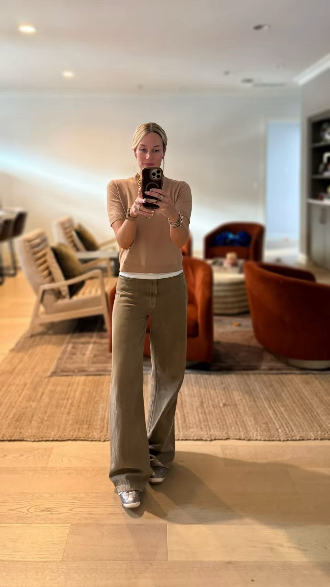 The simplest outfit formula: tonal knits + structured denim. Easy, grounded & quietly refined.
•••
Note: The Zara Pants are no longer available in the color I’m wearing...looks like they replaced it with the darker shade of brown🤎 
•••
#LTKOutfits #LTKFallStyle #LTKUnder50 #Zara#BrownDenim #mochabrown #ZaraDenim #AmazonStyleFinds #MonochromeOutfit #NeutralStyle #EverydayFashion
•••


#LTKootd #LTKStyleTip #LTKmomlife