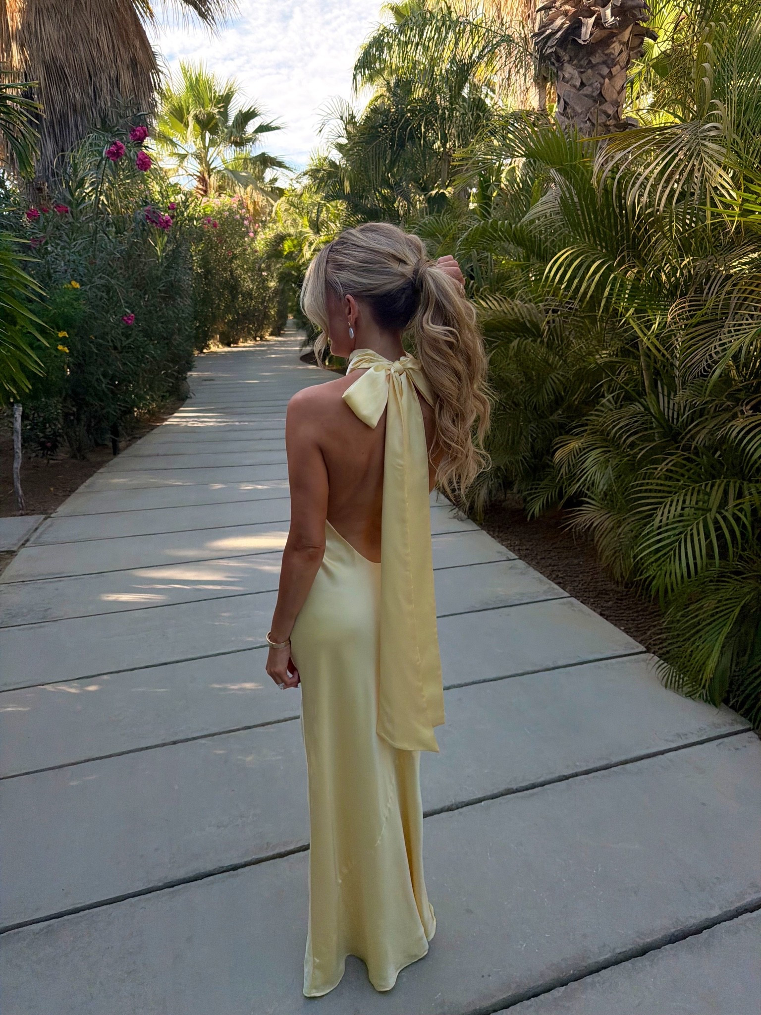 a moment for the dress 💛💫 my own little andie anderson moment! (wearing size small - I did have it altered length wise because I am 5’4” and it was a bit long) 

bridesmaid dress, yellow dress, wedding guest dress, show me your mumu

#LTKWedding #LTKSeasonal #LTKootd