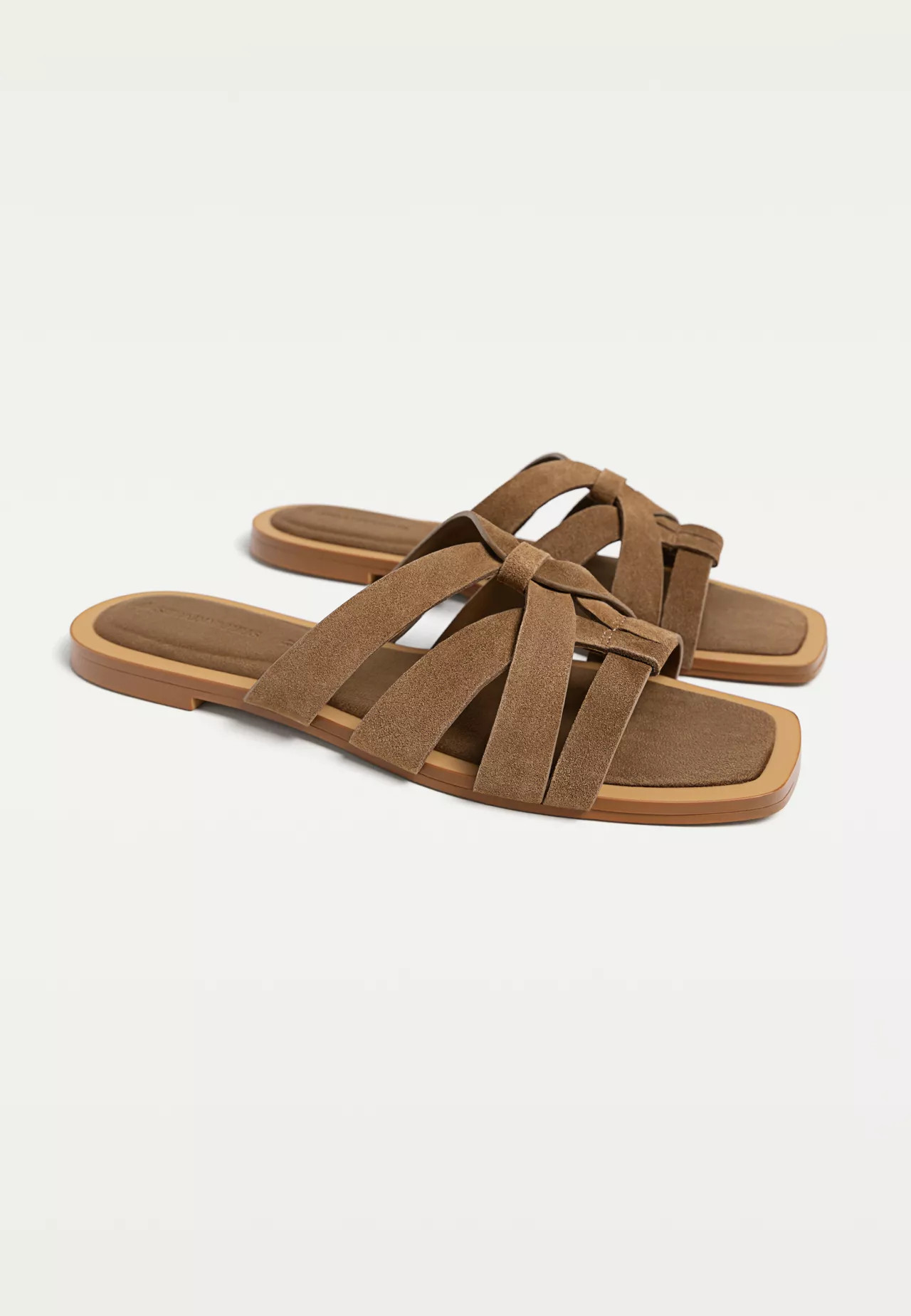 Flat split leather sandals | Stradivarius (UK)