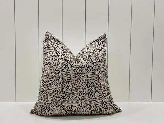 LOLA || Black geo floral hand block pillow cover | Etsy (US)