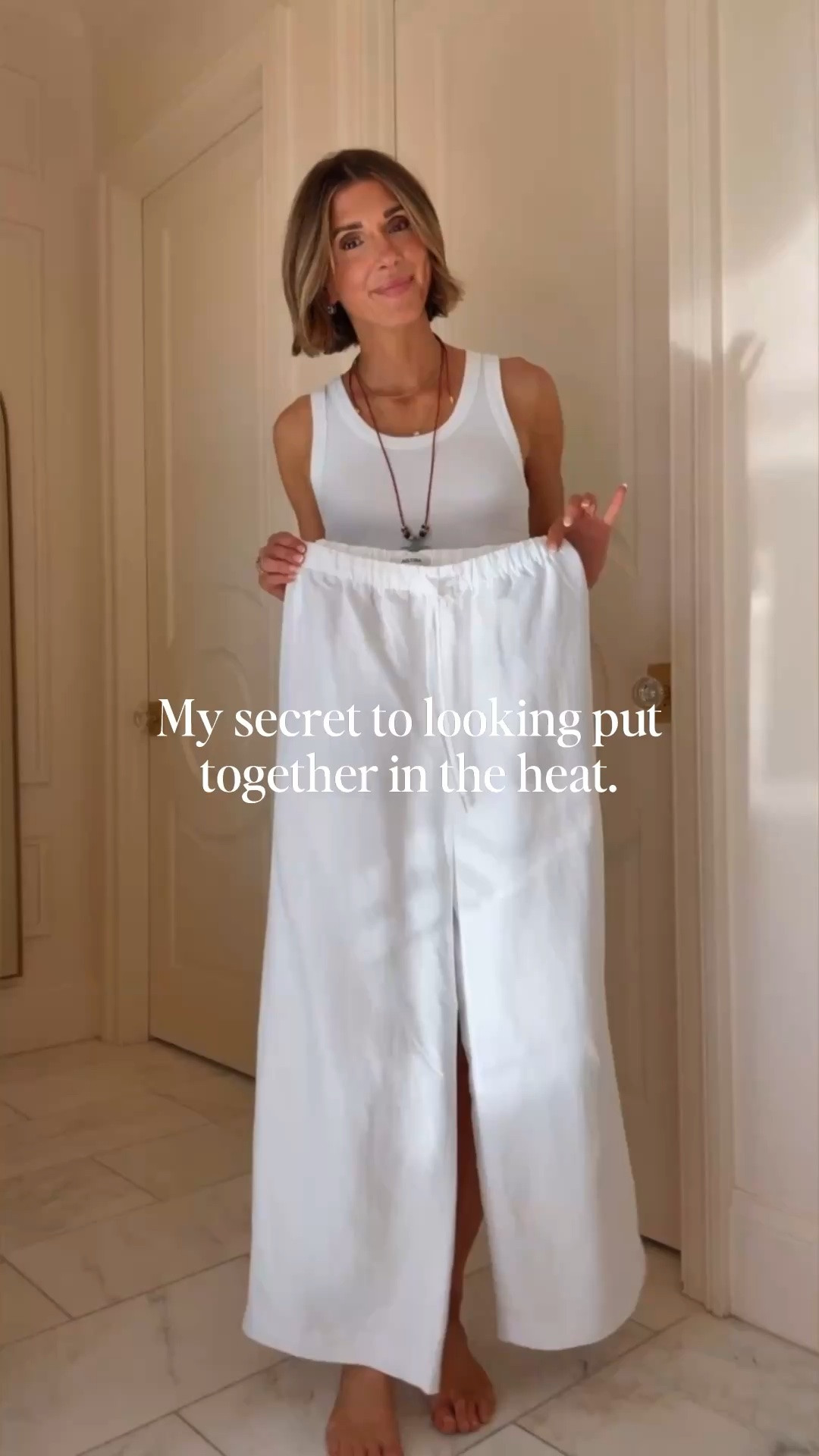 One of my most-worn pieces every summer. These linen pants from @Aritzia 

    My secret to looking put together in the heat