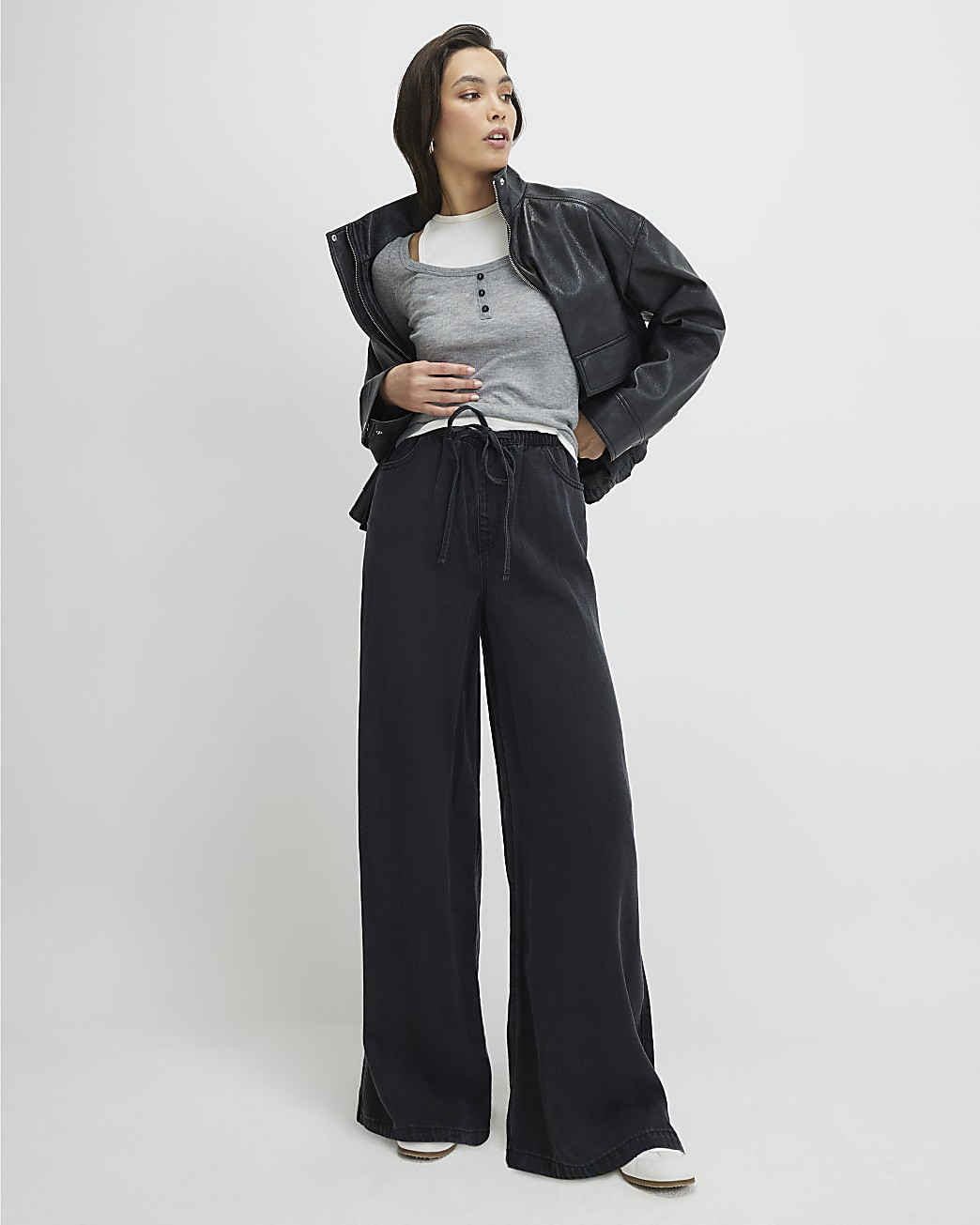 Black Wide Leg Pyjama Style Drawstring Jeans | River Island UK & IE