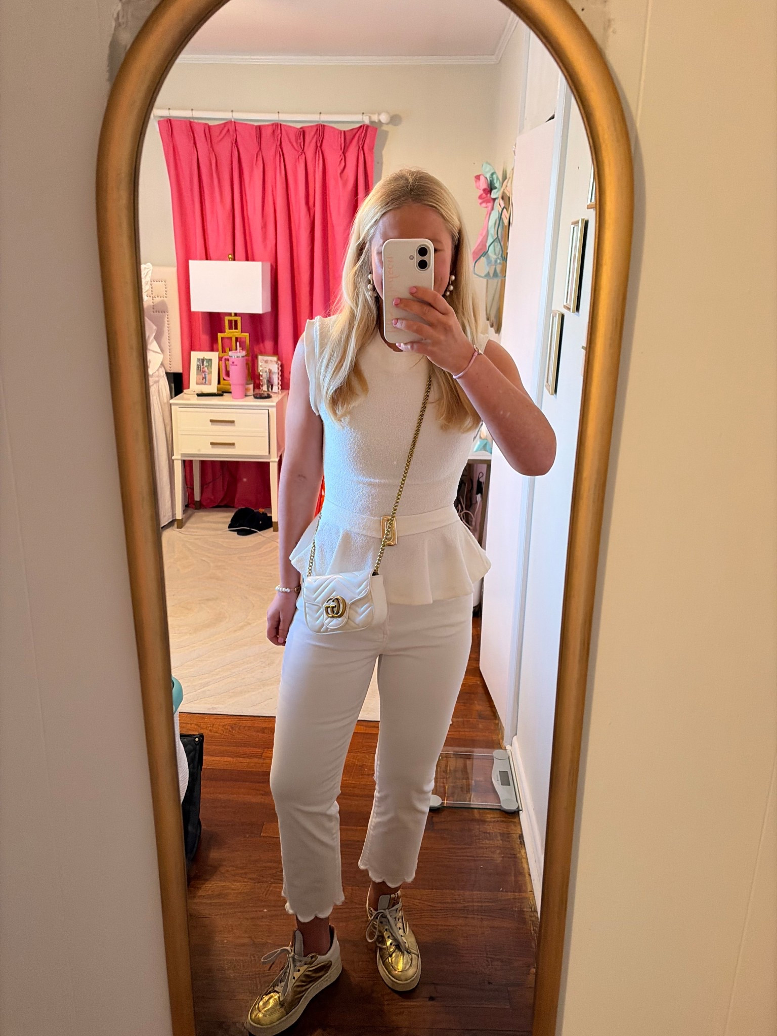 My top is from Zara and my purse is from the dhgate! 