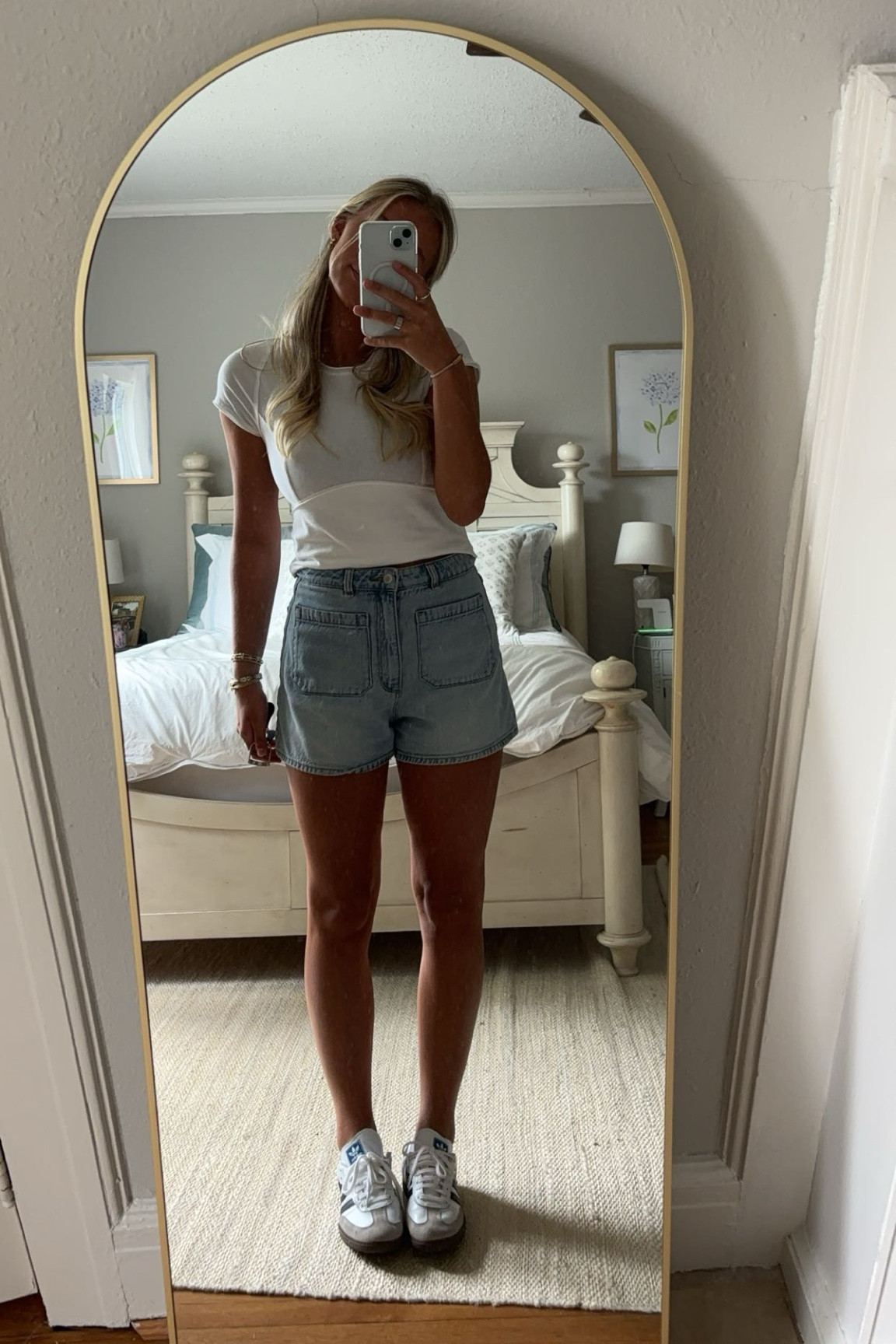 Bowling date fit 🎳

#LTKFindsUnder100 #LTKShoeCrush #LTKStyleTip