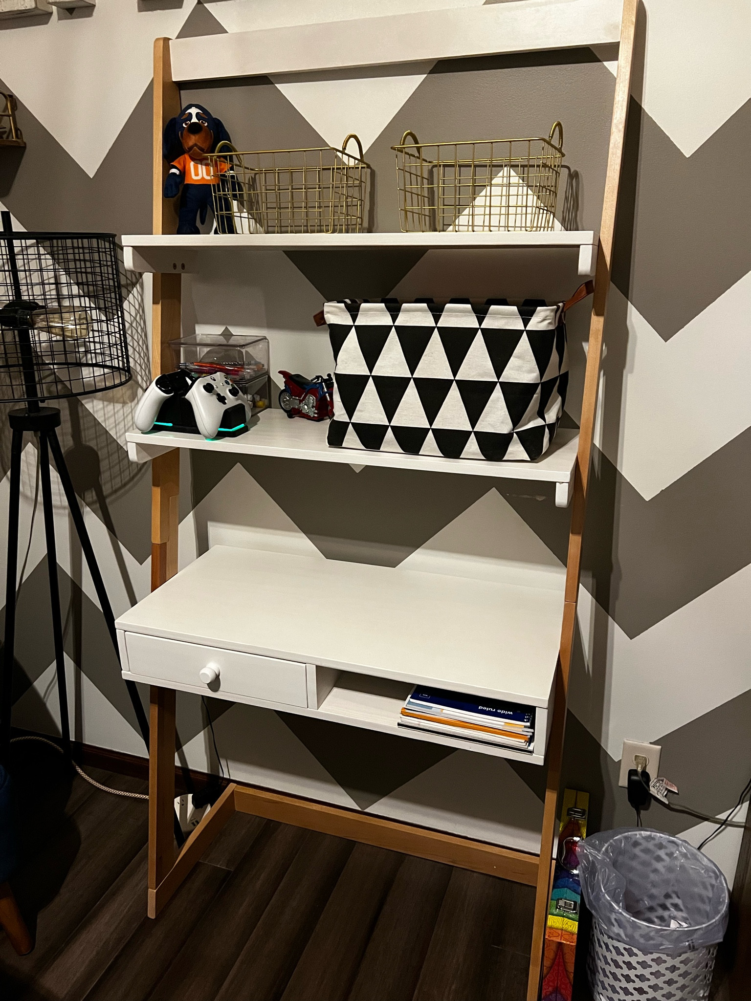 The best space saving desk and quality! My son loves it! #amazon

#LTKhome #LTKfamily #LTKkids