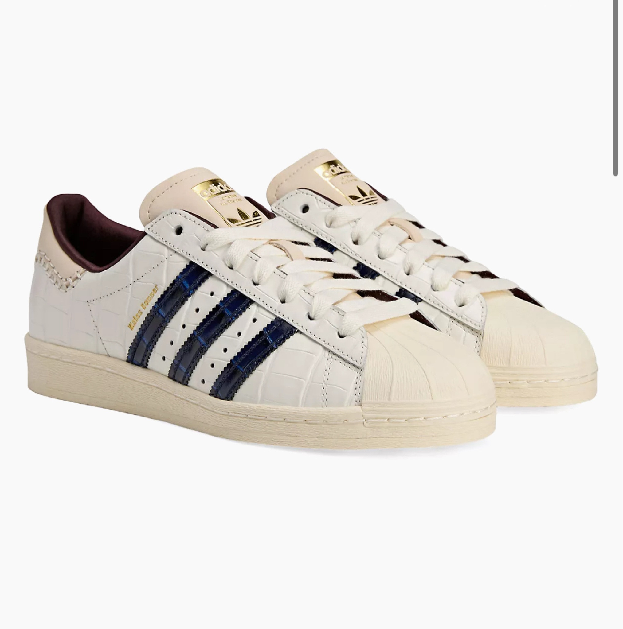 Last day on sale
But love this unisex shoe anyways

#LTKHoliday #LTKGiftGuide #LTKStyleTip