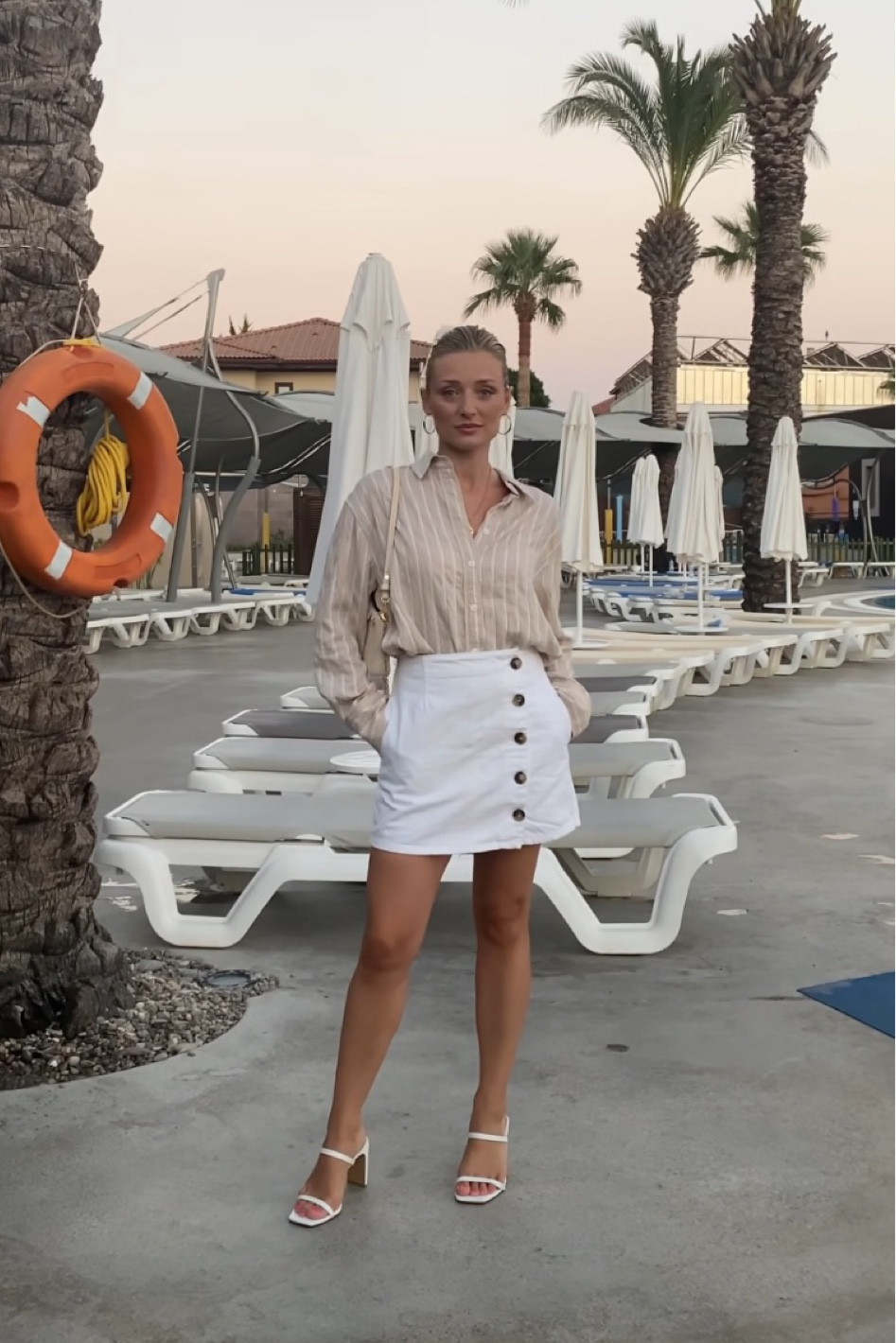 Outfit of the night 🤍

#LTKSeasonal #LTKeurope #LTKstyletip