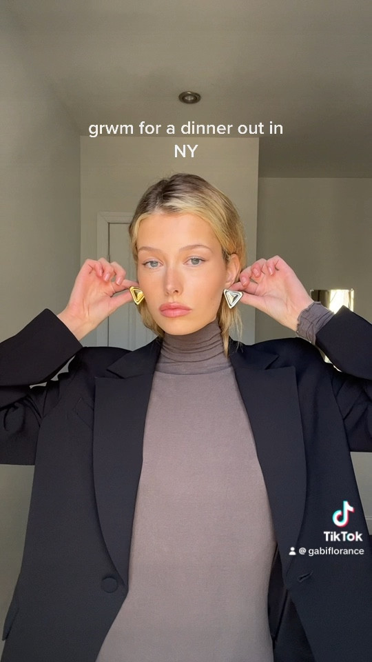 You can’t go wrong with a dress, blazer and statement earrings 

#LTKstyletip #LTKaustralia #LTKVideo