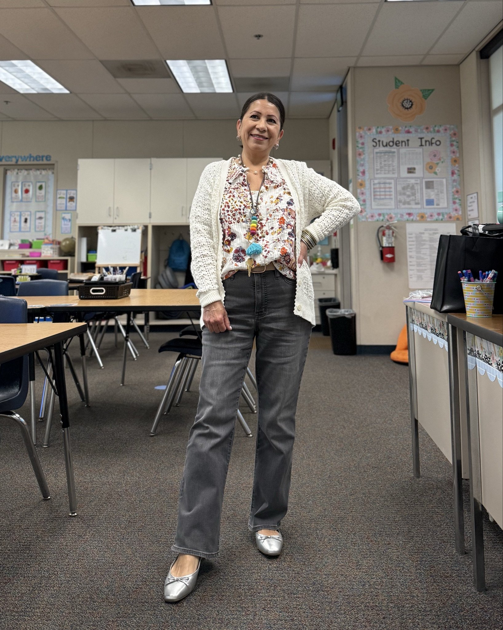 Teacher outfit idea featuring one of my favorite tops from Anthropologie 


Swipe to see other ways I styled the Keira top 🌸




feminine style | Anthropologie | floral tops | sheer Keira top | embroidered Keira top | Keira dress | Aritzia cardigan sweater | gray jeans | BuDhaGirl all weather bangles | Baublebar pearl necklace 

#LTKootd #LTKPetite #LTKWorkwear
