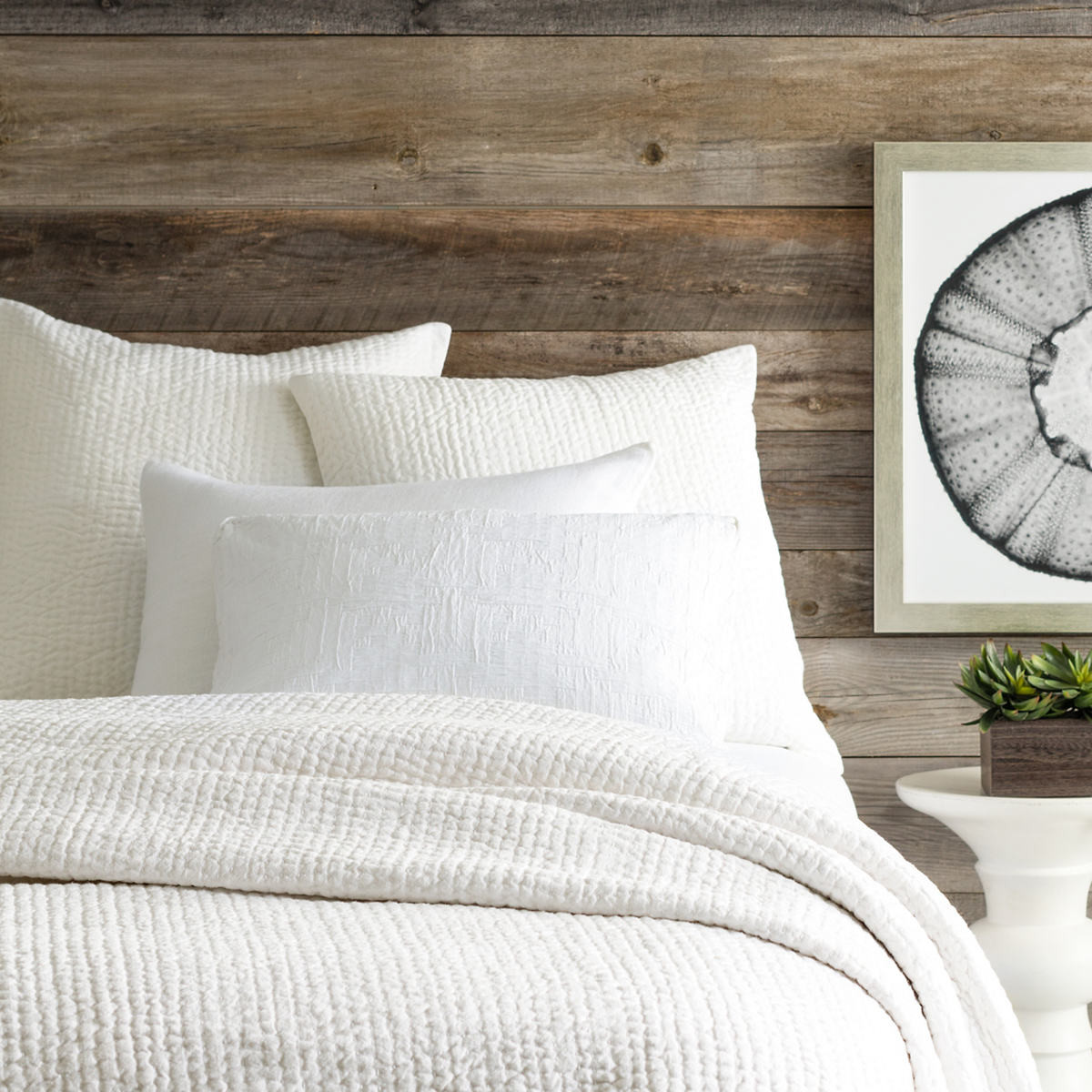 Seychelles Dove White Quilt | Pine Cone Hill | Annie Selke