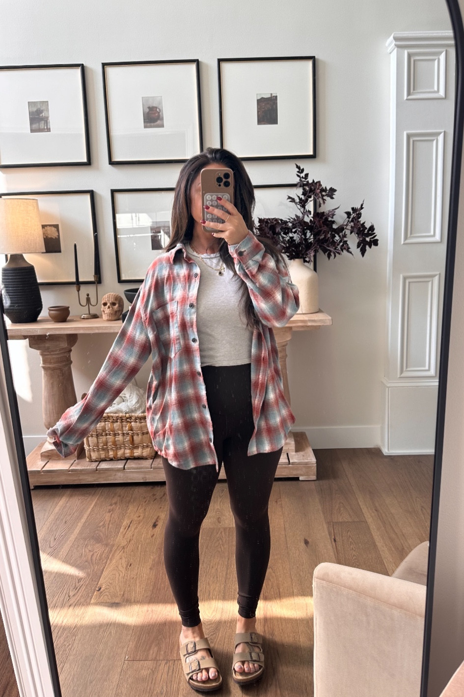 EASY FALL OUTFIT 

leggings 
Flannel 
Birkenstocks 
Fall outfit 
Fall style 
Activewear 
Casual outfit 

#LTKActive #LTKSeasonal #LTKStyleTip