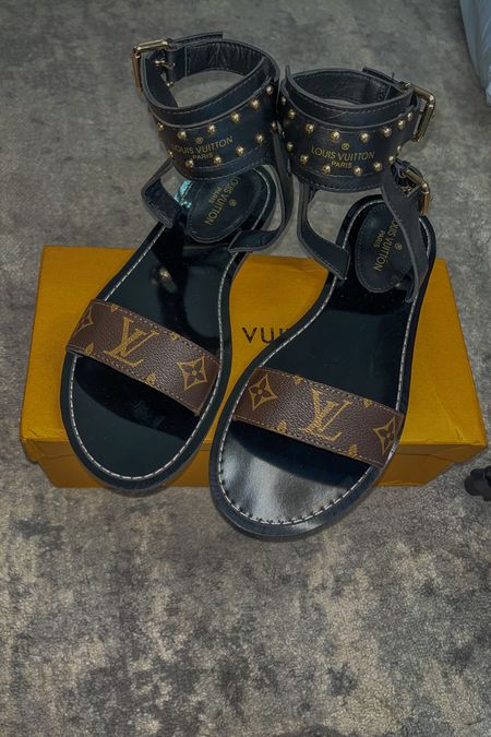 Studded LV sandals ! The cutest summer shoe 