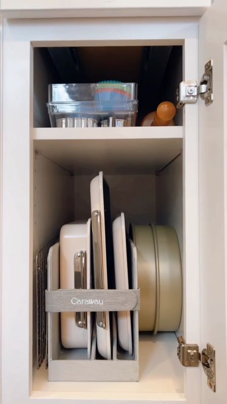 Reorganize my kitchen with me!

Bakeware organization, baking station organization, kitchen organization, bakeware must haves, spring cleaning

#LTKSeasonal #LTKhome #LTKFind